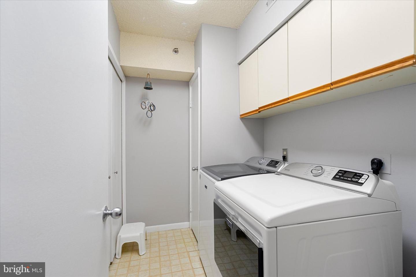 5505 SEMINARY RD #2205N, FALLS CHURCH, Virginia 22041, 3 Bedrooms Bedrooms, ,2 BathroomsBathrooms,Residential,For sale,5505 SEMINARY RD #2205N,VAFX2276512 MLS # VAFX2276512 5505 SEMINARY RD #2205N, FALLS CHURCH, Virginia 22041, 3 Bedrooms Bedrooms, ,2 BathroomsBathrooms,Residential,For sale,5505 SEMINARY RD #2205N,VAFX2276512 MLS # VAFX2276512