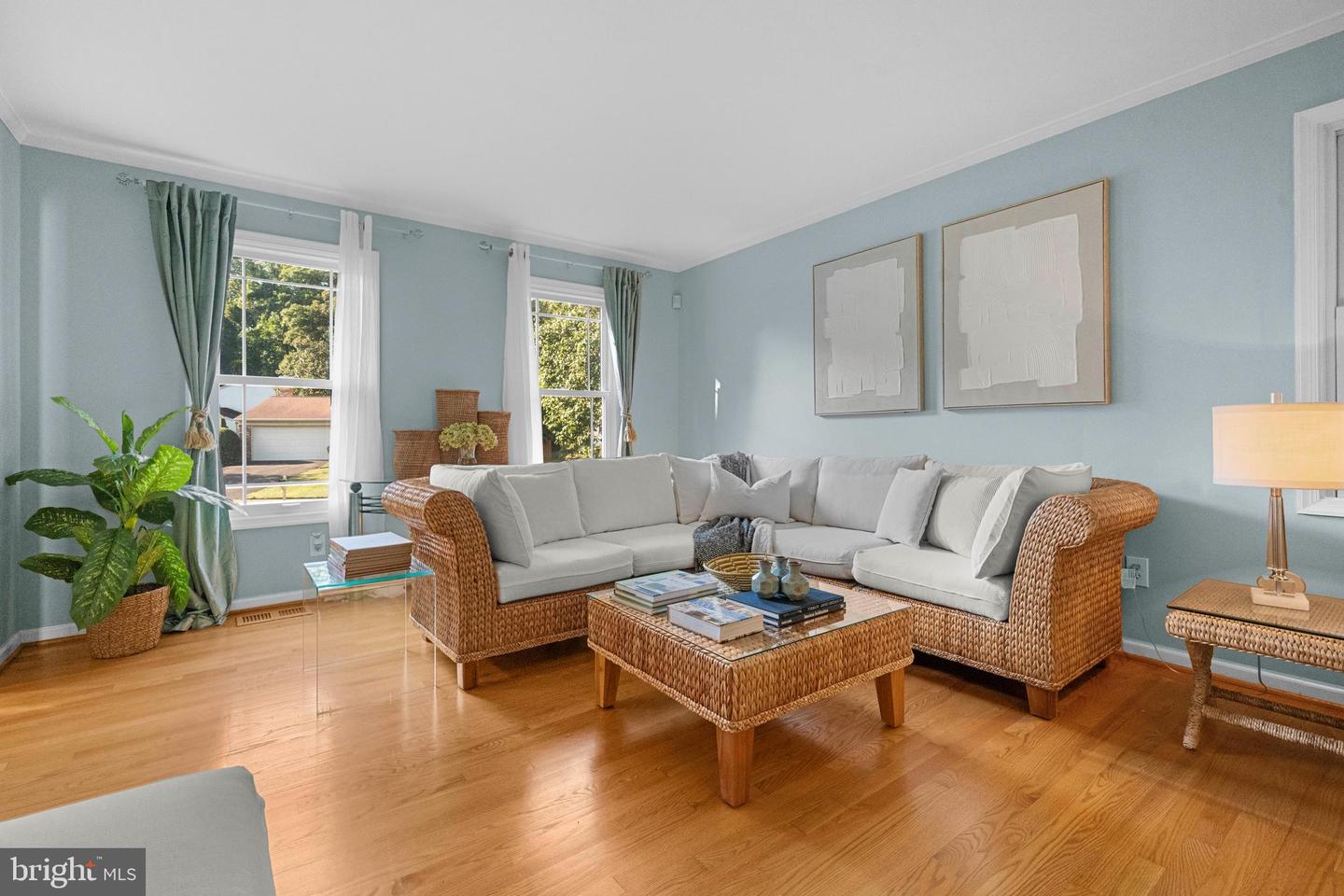 3716 KRYSIA CT, ANNANDALE, Virginia 22003, 4 Bedrooms Bedrooms, 13 Rooms Rooms,3 BathroomsBathrooms,Residential,For sale,3716 KRYSIA CT,VAFX2276684 MLS # VAFX2276684 3716 KRYSIA CT, ANNANDALE, Virginia 22003, 4 Bedrooms Bedrooms, 13 Rooms Rooms,3 BathroomsBathrooms,Residential,For sale,3716 KRYSIA CT,VAFX2276684 MLS # VAFX2276684