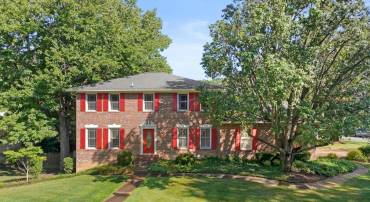3716 KRYSIA CT, ANNANDALE, Virginia 22003, 4 Bedrooms Bedrooms, 13 Rooms Rooms,3 BathroomsBathrooms,Residential,For sale,3716 KRYSIA CT,VAFX2276684 MLS # VAFX2276684