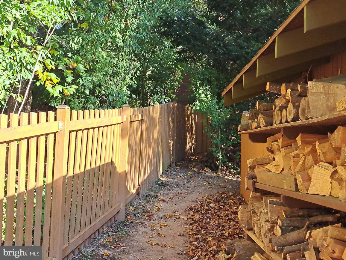 10929 HOWLAND DR, RESTON, Virginia 20191, 3 Bedrooms Bedrooms, ,3 BathroomsBathrooms,Residential,For sale,10929 HOWLAND DR,VAFX2276736 MLS # VAFX2276736 10929 HOWLAND DR, RESTON, Virginia 20191, 3 Bedrooms Bedrooms, ,3 BathroomsBathrooms,Residential,For sale,10929 HOWLAND DR,VAFX2276736 MLS # VAFX2276736