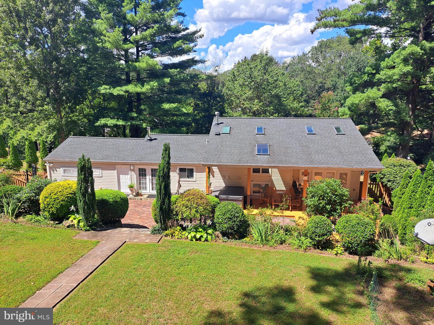 10929 HOWLAND DR, RESTON, Virginia 20191, 3 Bedrooms Bedrooms, ,3 BathroomsBathrooms,Residential,For sale,10929 HOWLAND DR,VAFX2276736 MLS # VAFX2276736 10929 HOWLAND DR, RESTON, Virginia 20191, 3 Bedrooms Bedrooms, ,3 BathroomsBathrooms,Residential,For sale,10929 HOWLAND DR,VAFX2276736 MLS # VAFX2276736