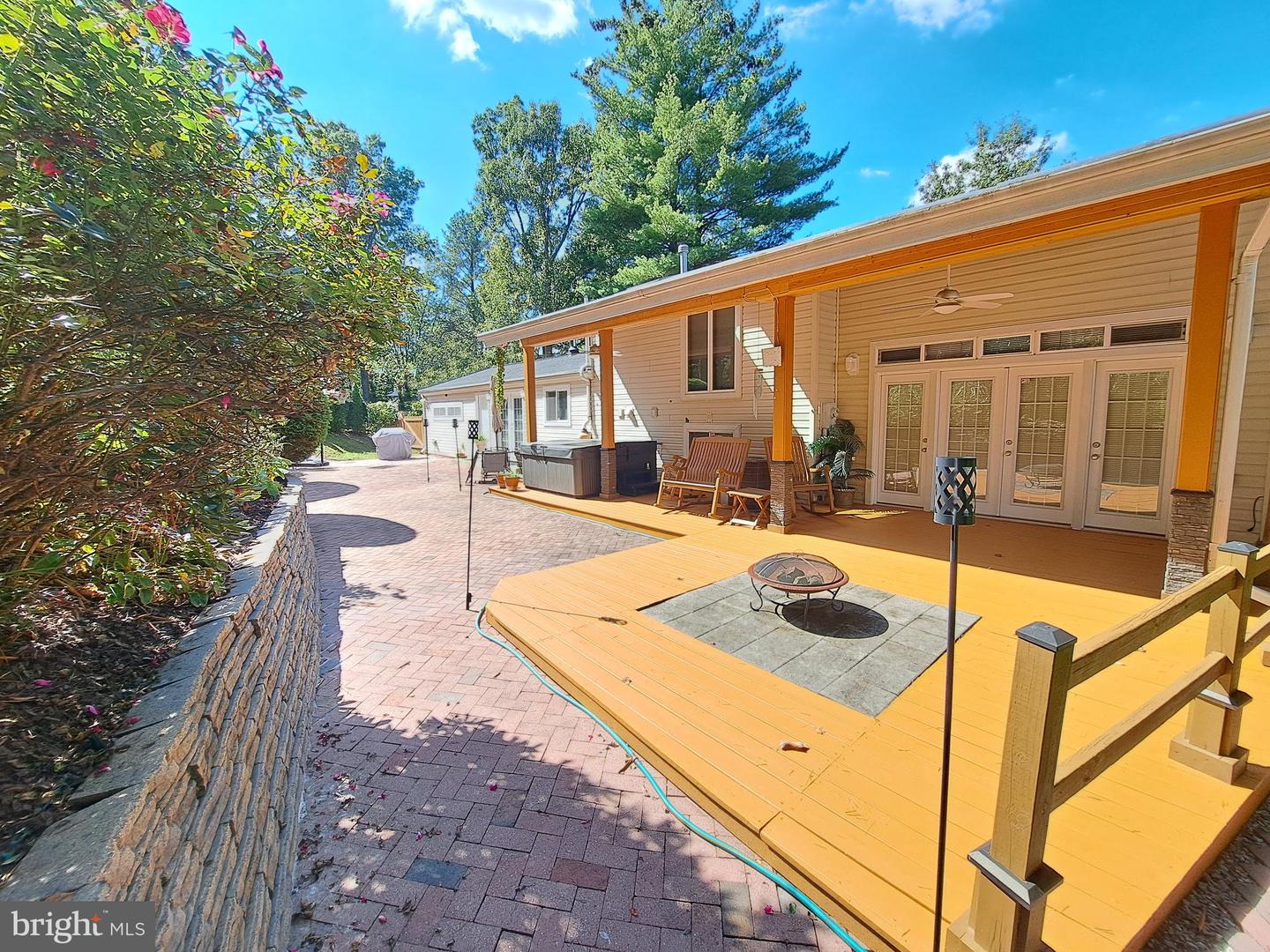 10929 HOWLAND DR, RESTON, Virginia 20191, 3 Bedrooms Bedrooms, ,3 BathroomsBathrooms,Residential,For sale,10929 HOWLAND DR,VAFX2276736 MLS # VAFX2276736 10929 HOWLAND DR, RESTON, Virginia 20191, 3 Bedrooms Bedrooms, ,3 BathroomsBathrooms,Residential,For sale,10929 HOWLAND DR,VAFX2276736 MLS # VAFX2276736