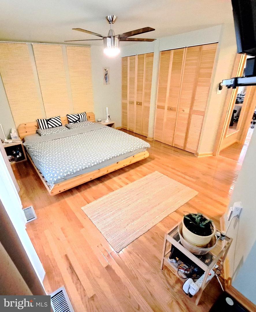 10929 HOWLAND DR, RESTON, Virginia 20191, 3 Bedrooms Bedrooms, ,3 BathroomsBathrooms,Residential,For sale,10929 HOWLAND DR,VAFX2276736 MLS # VAFX2276736 10929 HOWLAND DR, RESTON, Virginia 20191, 3 Bedrooms Bedrooms, ,3 BathroomsBathrooms,Residential,For sale,10929 HOWLAND DR,VAFX2276736 MLS # VAFX2276736