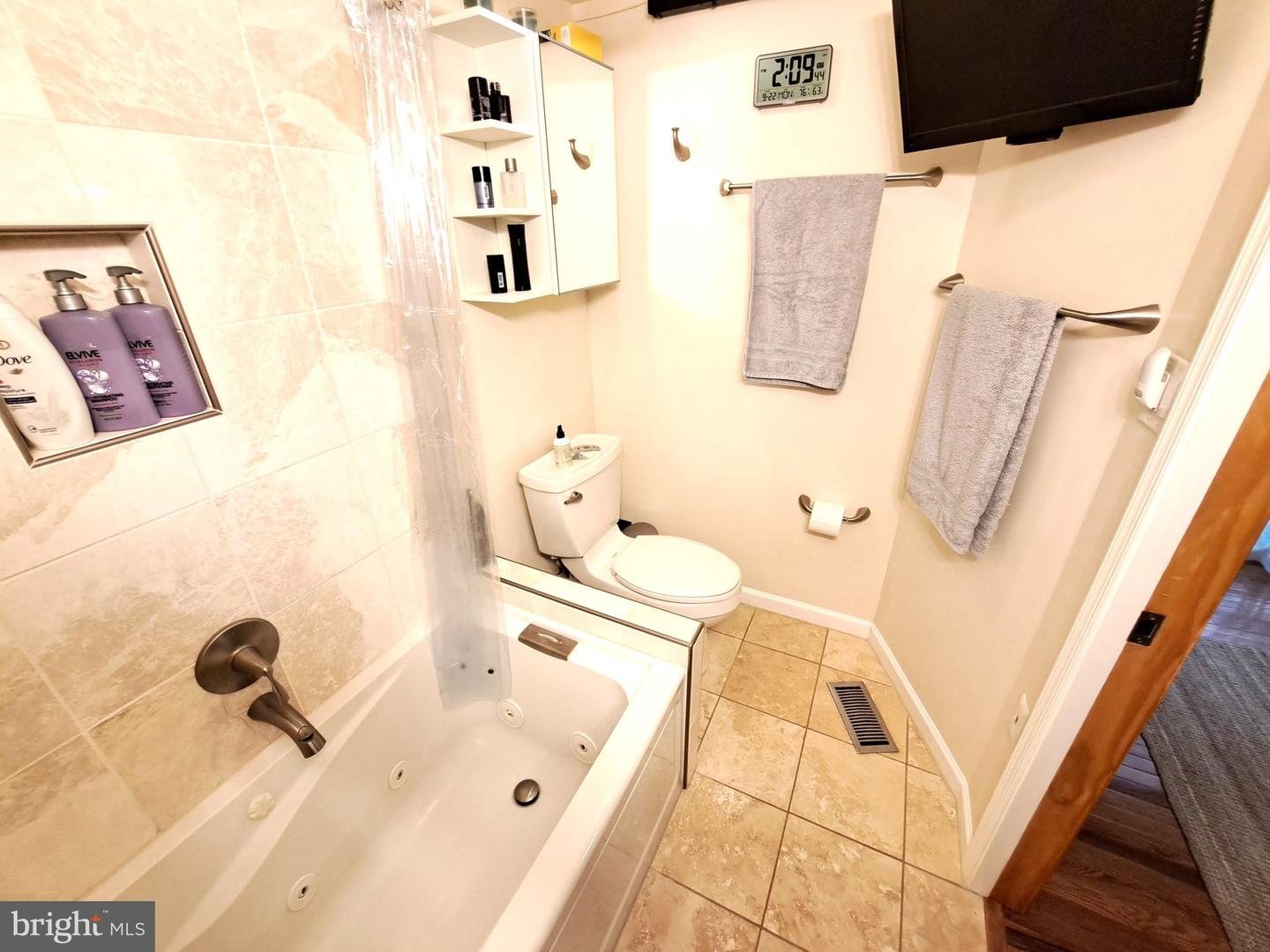 10929 HOWLAND DR, RESTON, Virginia 20191, 3 Bedrooms Bedrooms, ,3 BathroomsBathrooms,Residential,For sale,10929 HOWLAND DR,VAFX2276736 MLS # VAFX2276736 10929 HOWLAND DR, RESTON, Virginia 20191, 3 Bedrooms Bedrooms, ,3 BathroomsBathrooms,Residential,For sale,10929 HOWLAND DR,VAFX2276736 MLS # VAFX2276736