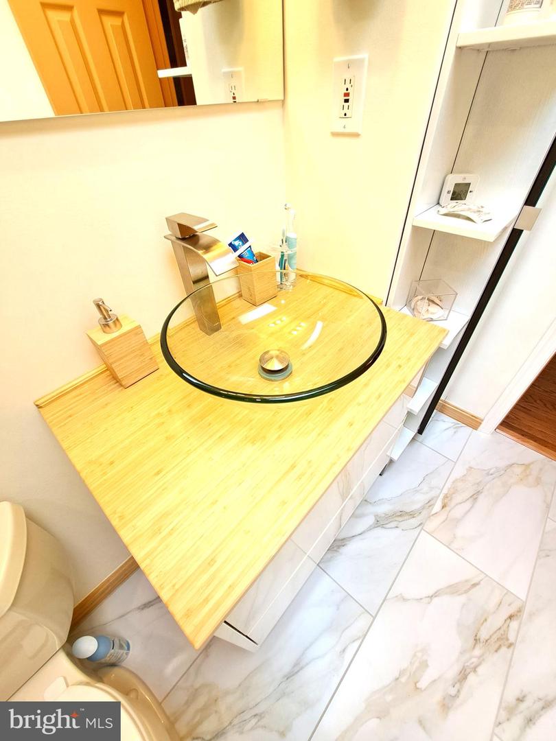 10929 HOWLAND DR, RESTON, Virginia 20191, 3 Bedrooms Bedrooms, ,3 BathroomsBathrooms,Residential,For sale,10929 HOWLAND DR,VAFX2276736 MLS # VAFX2276736 10929 HOWLAND DR, RESTON, Virginia 20191, 3 Bedrooms Bedrooms, ,3 BathroomsBathrooms,Residential,For sale,10929 HOWLAND DR,VAFX2276736 MLS # VAFX2276736