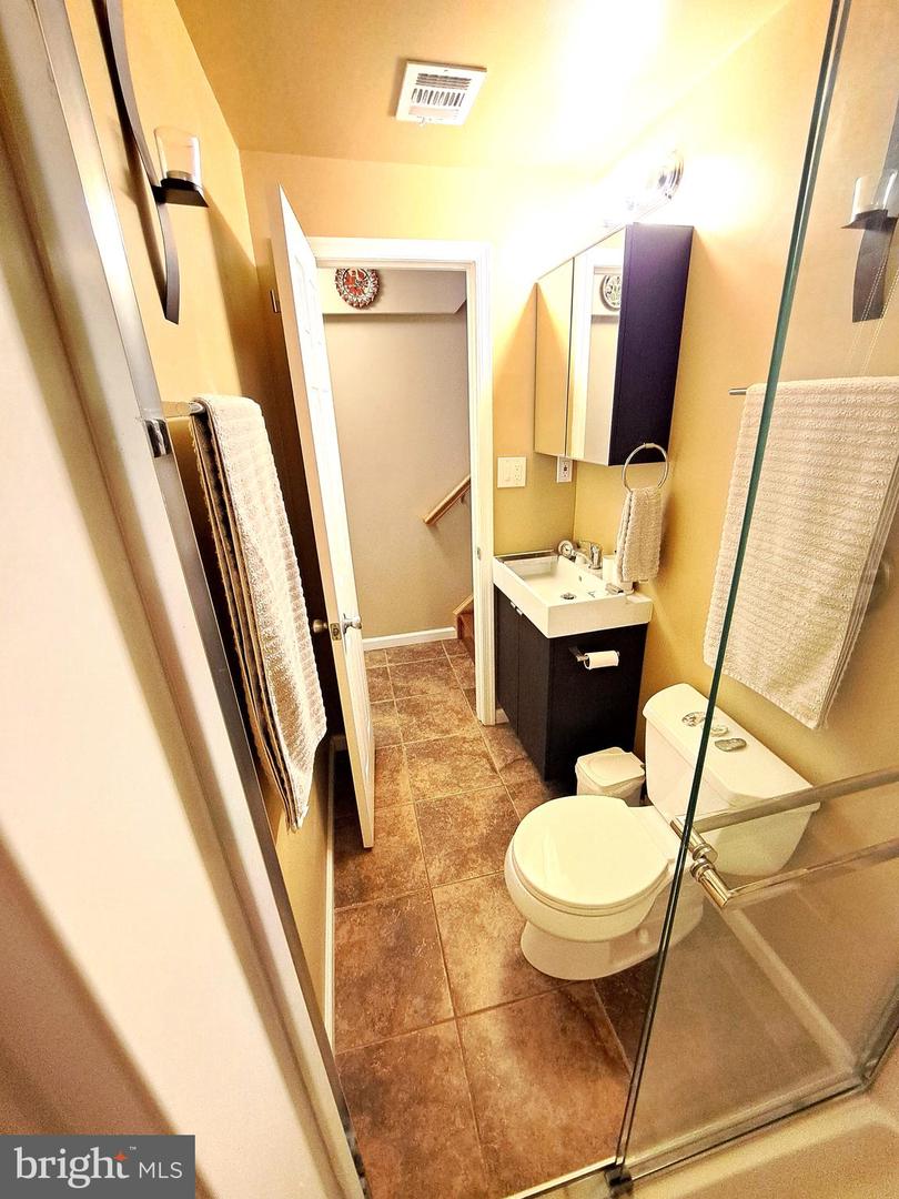 10929 HOWLAND DR, RESTON, Virginia 20191, 3 Bedrooms Bedrooms, ,3 BathroomsBathrooms,Residential,For sale,10929 HOWLAND DR,VAFX2276736 MLS # VAFX2276736 10929 HOWLAND DR, RESTON, Virginia 20191, 3 Bedrooms Bedrooms, ,3 BathroomsBathrooms,Residential,For sale,10929 HOWLAND DR,VAFX2276736 MLS # VAFX2276736