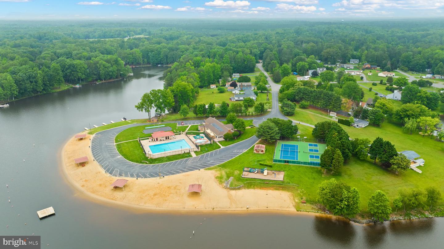 209 NORFOLK DR, RUTHER GLEN, Virginia 22546, 3 Bedrooms Bedrooms, ,2 BathroomsBathrooms,Residential,For sale,209 NORFOLK DR,VACV2009062 MLS # VACV2009062 209 NORFOLK DR, RUTHER GLEN, Virginia 22546, 3 Bedrooms Bedrooms, ,2 BathroomsBathrooms,Residential,For sale,209 NORFOLK DR,VACV2009062 MLS # VACV2009062