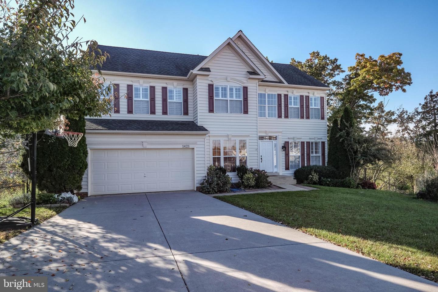 1421 PICKETT CT, FRONT ROYAL, Virginia 22630, 5 Bedrooms Bedrooms, ,3 BathroomsBathrooms,Residential,For sale,1421 PICKETT CT,VAWR2012668 MLS # VAWR2012668 1421 PICKETT CT, FRONT ROYAL, Virginia 22630, 5 Bedrooms Bedrooms, ,3 BathroomsBathrooms,Residential,For sale,1421 PICKETT CT,VAWR2012668 MLS # VAWR2012668