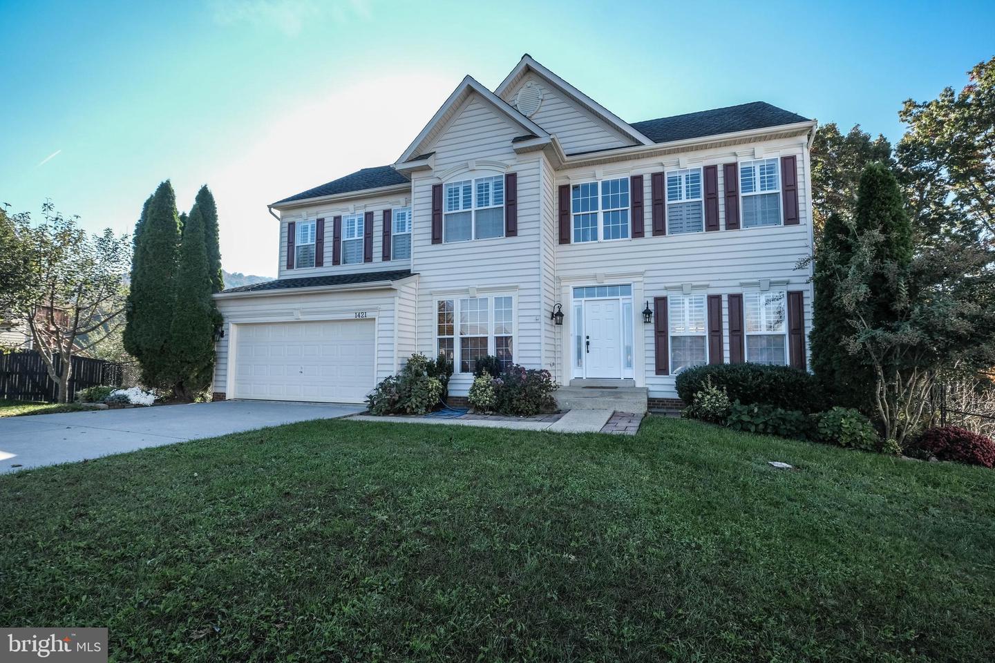 1421 PICKETT CT, FRONT ROYAL, Virginia 22630, 5 Bedrooms Bedrooms, ,3 BathroomsBathrooms,Residential,For sale,1421 PICKETT CT,VAWR2012668 MLS # VAWR2012668 1421 PICKETT CT, FRONT ROYAL, Virginia 22630, 5 Bedrooms Bedrooms, ,3 BathroomsBathrooms,Residential,For sale,1421 PICKETT CT,VAWR2012668 MLS # VAWR2012668