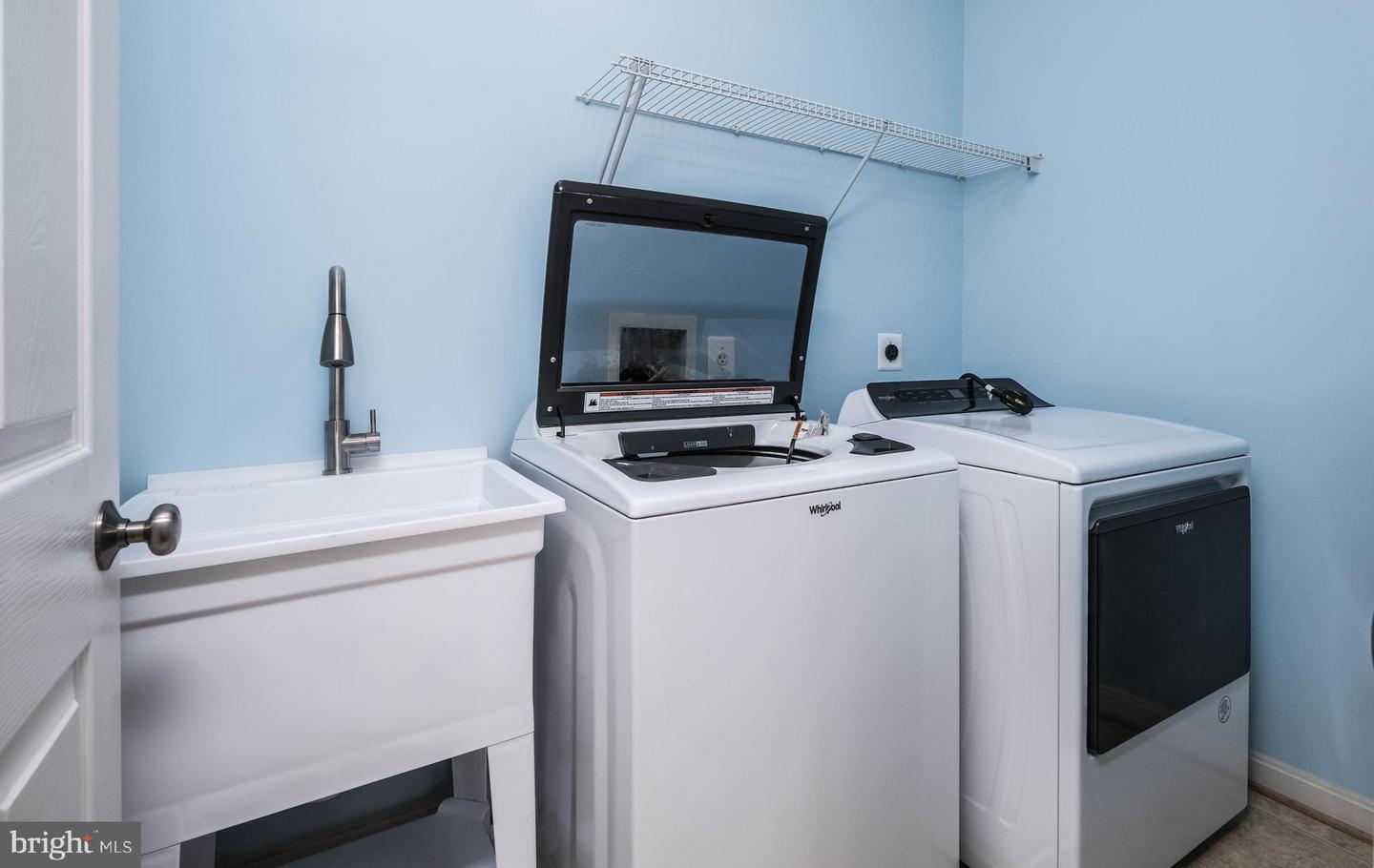 1421 PICKETT CT, FRONT ROYAL, Virginia 22630, 5 Bedrooms Bedrooms, ,3 BathroomsBathrooms,Residential,For sale,1421 PICKETT CT,VAWR2012668 MLS # VAWR2012668 1421 PICKETT CT, FRONT ROYAL, Virginia 22630, 5 Bedrooms Bedrooms, ,3 BathroomsBathrooms,Residential,For sale,1421 PICKETT CT,VAWR2012668 MLS # VAWR2012668