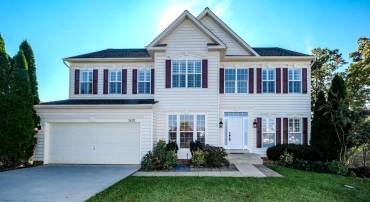 1421 PICKETT CT, FRONT ROYAL, Virginia 22630, 5 Bedrooms Bedrooms, ,3 BathroomsBathrooms,Residential,For sale,1421 PICKETT CT,VAWR2012668 MLS # VAWR2012668