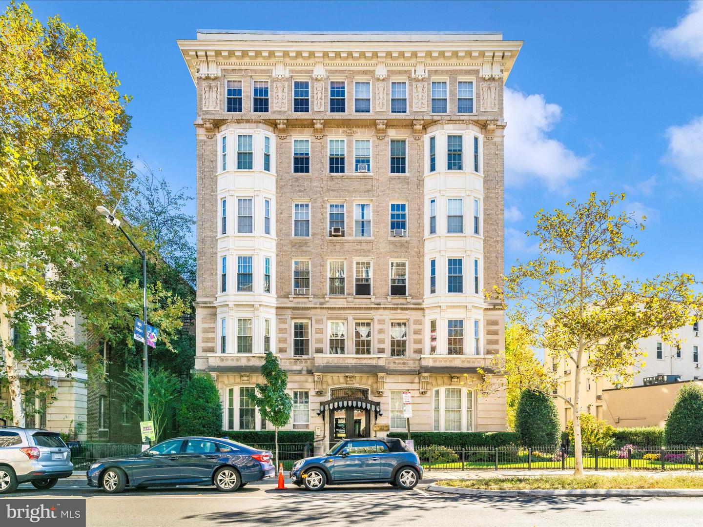 1852 COLUMBIA RD NW #101, WASHINGTON, District Of Columbia 20009, 2 Bedrooms Bedrooms, ,1 BathroomBathrooms,Residential,For sale,1852 COLUMBIA RD NW #101,DCDC2229368 MLS # DCDC2229368