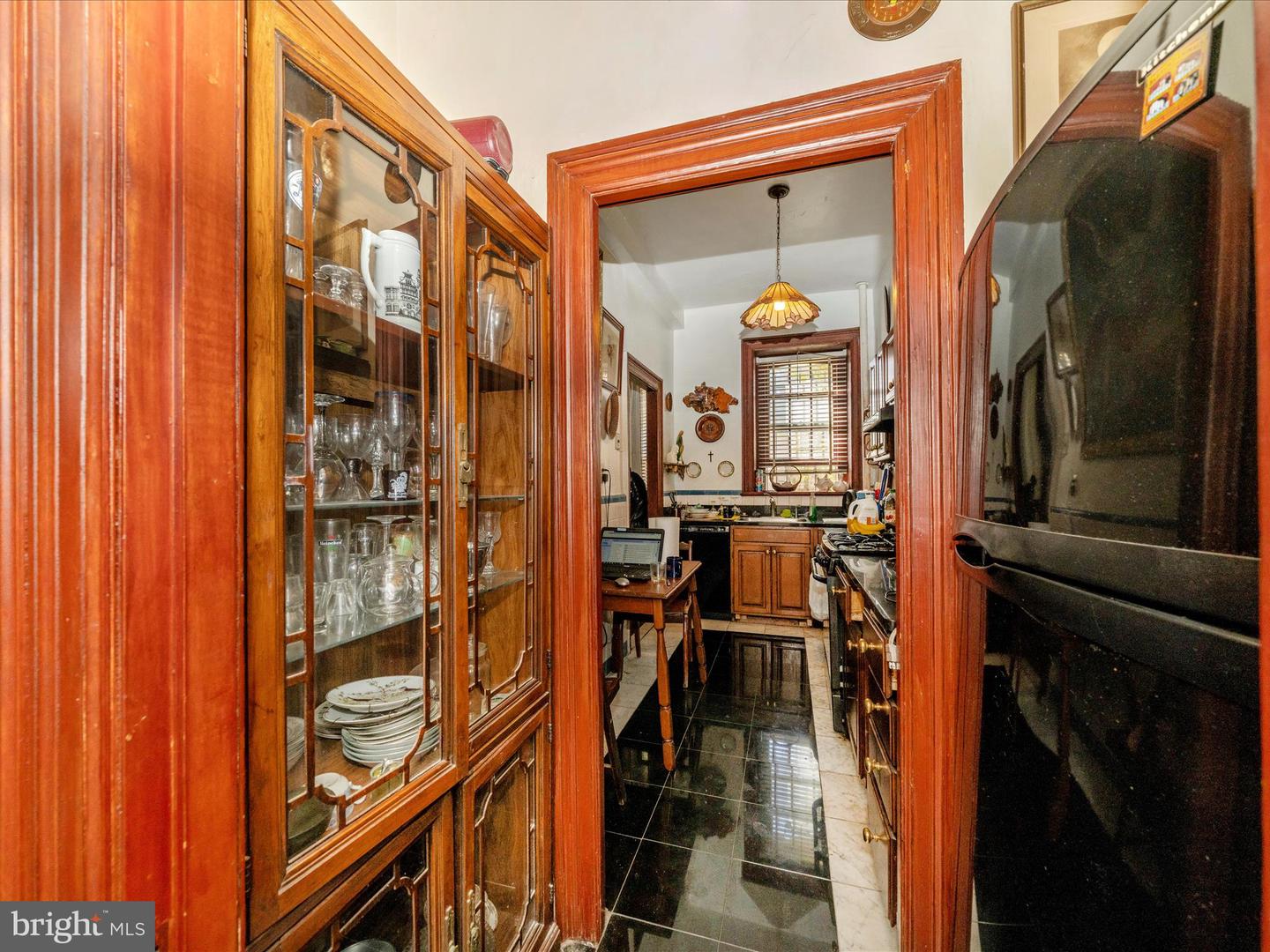 1852 COLUMBIA RD NW #101, WASHINGTON, District Of Columbia 20009, 2 Bedrooms Bedrooms, ,1 BathroomBathrooms,Residential,For sale,1852 COLUMBIA RD NW #101,DCDC2229368 MLS # DCDC2229368