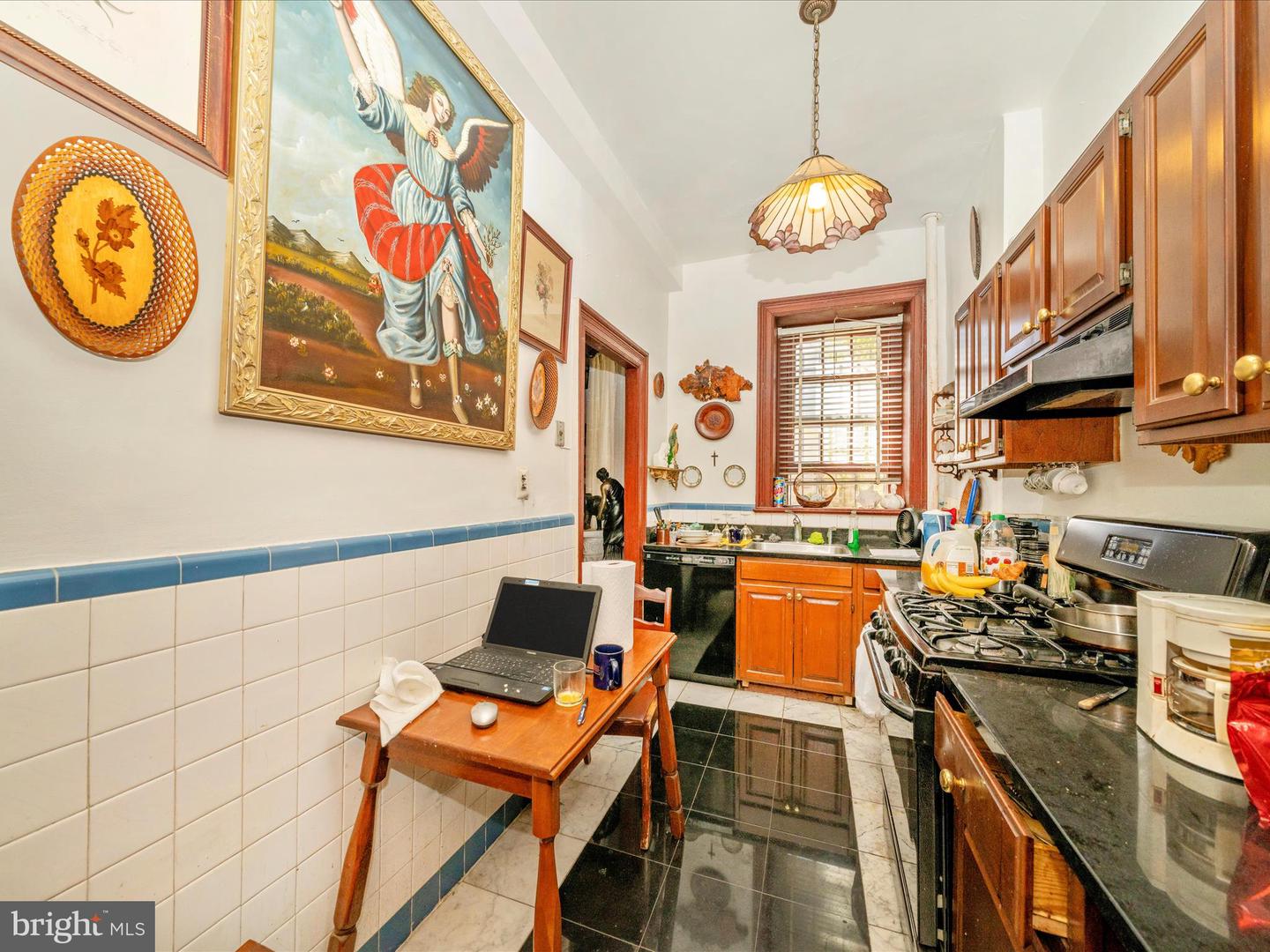 1852 COLUMBIA RD NW #101, WASHINGTON, District Of Columbia 20009, 2 Bedrooms Bedrooms, ,1 BathroomBathrooms,Residential,For sale,1852 COLUMBIA RD NW #101,DCDC2229368 MLS # DCDC2229368