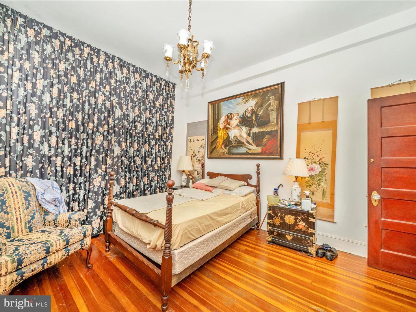 1852 COLUMBIA RD NW #101, WASHINGTON, District Of Columbia 20009, 2 Bedrooms Bedrooms, ,1 BathroomBathrooms,Residential,For sale,1852 COLUMBIA RD NW #101,DCDC2229368 MLS # DCDC2229368