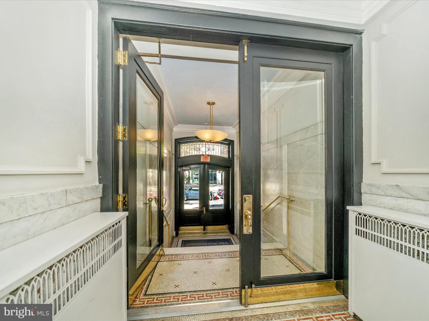 1852 COLUMBIA RD NW #101, WASHINGTON, District Of Columbia 20009, 2 Bedrooms Bedrooms, ,1 BathroomBathrooms,Residential,For sale,1852 COLUMBIA RD NW #101,DCDC2229368 MLS # DCDC2229368