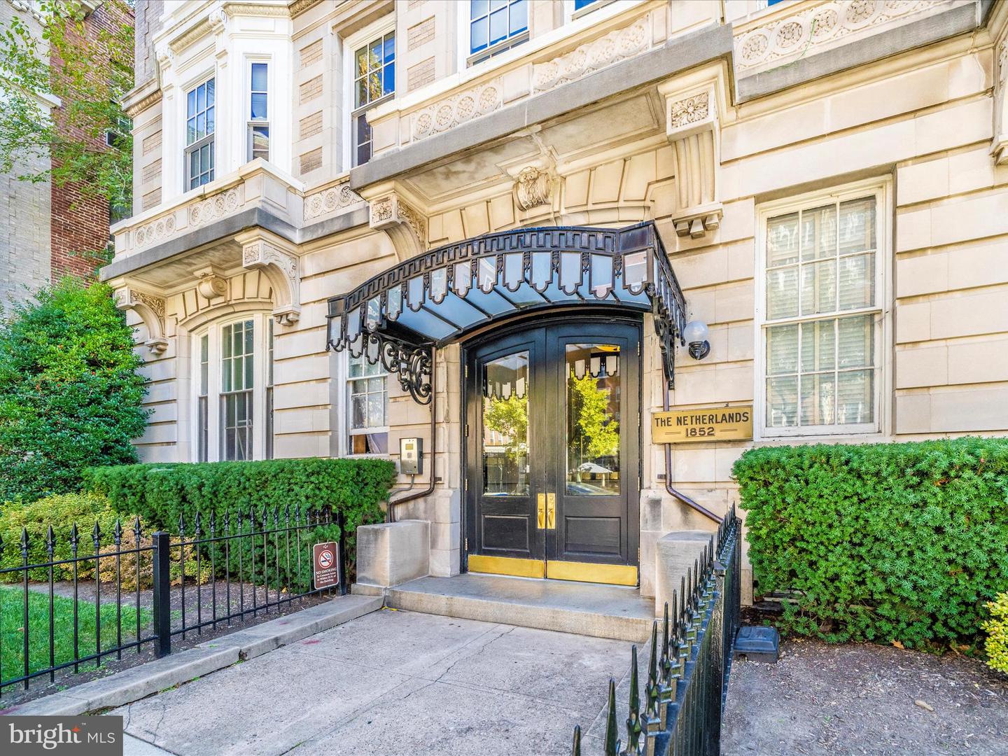 1852 COLUMBIA RD NW #101, WASHINGTON, District Of Columbia 20009, 2 Bedrooms Bedrooms, ,1 BathroomBathrooms,Residential,For sale,1852 COLUMBIA RD NW #101,DCDC2229368 MLS # DCDC2229368