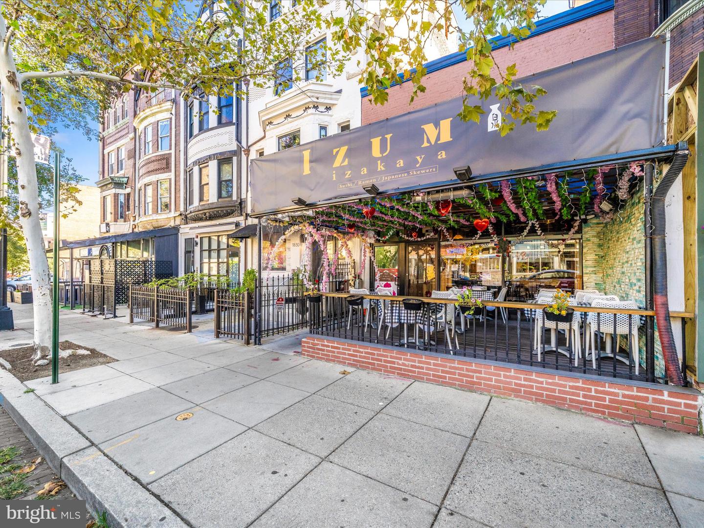 1852 COLUMBIA RD NW #101, WASHINGTON, District Of Columbia 20009, 2 Bedrooms Bedrooms, ,1 BathroomBathrooms,Residential,For sale,1852 COLUMBIA RD NW #101,DCDC2229368 MLS # DCDC2229368