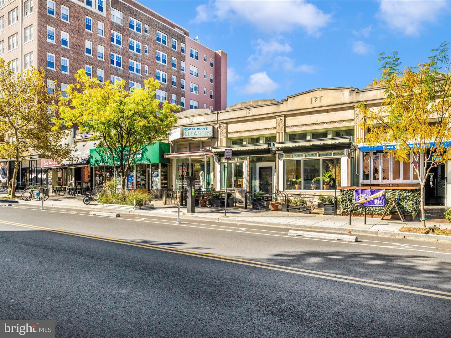 1852 COLUMBIA RD NW #101, WASHINGTON, District Of Columbia 20009, 2 Bedrooms Bedrooms, ,1 BathroomBathrooms,Residential,For sale,1852 COLUMBIA RD NW #101,DCDC2229368 MLS # DCDC2229368