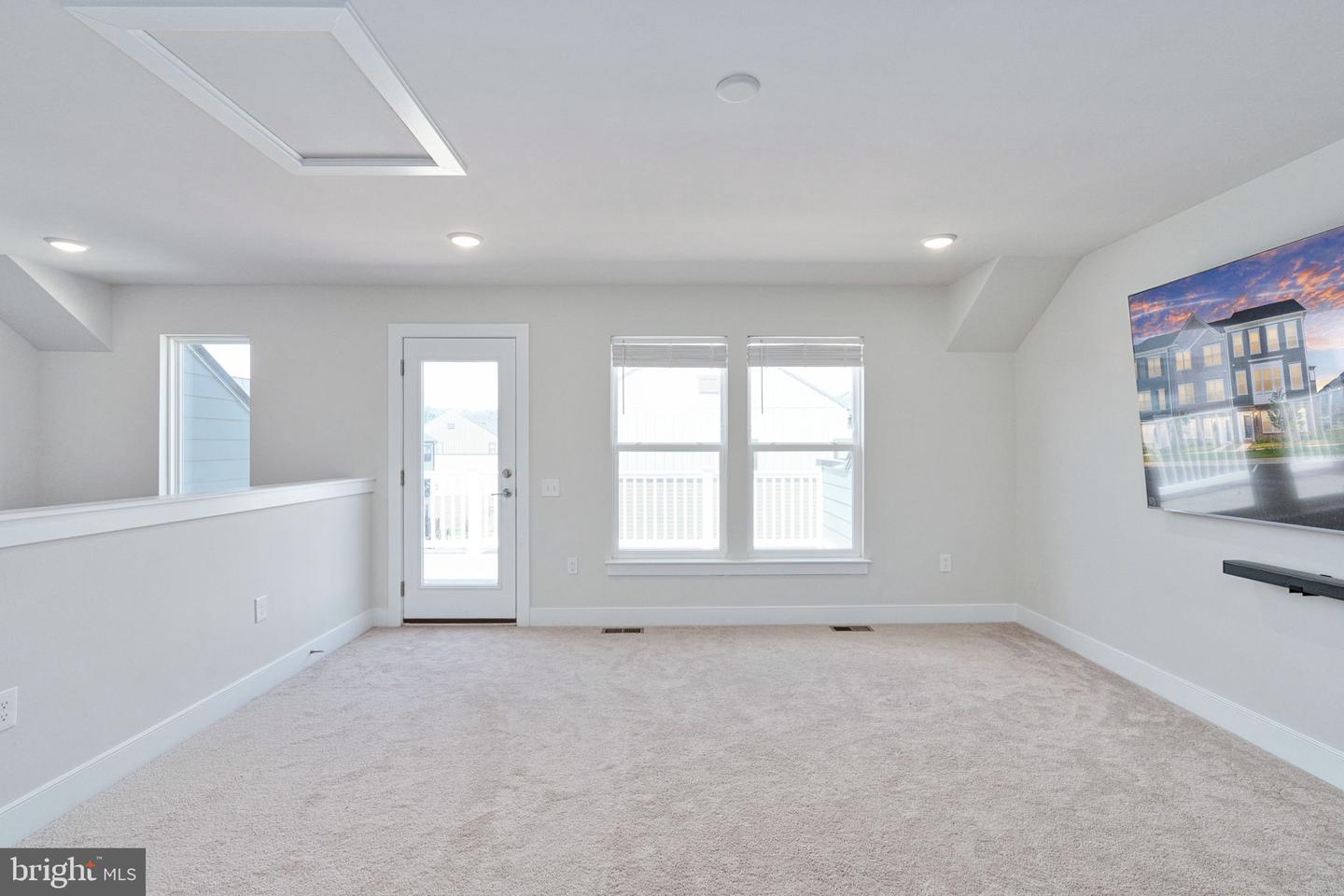 1747 RIVERBLUFF AVE, DUMFRIES, Virginia 22026, 4 Bedrooms Bedrooms, ,3 BathroomsBathrooms,Residential,For sale,1747 RIVERBLUFF AVE,VAPW2106888 MLS # VAPW2106888 1747 RIVERBLUFF AVE, DUMFRIES, Virginia 22026, 4 Bedrooms Bedrooms, ,3 BathroomsBathrooms,Residential,For sale,1747 RIVERBLUFF AVE,VAPW2106888 MLS # VAPW2106888