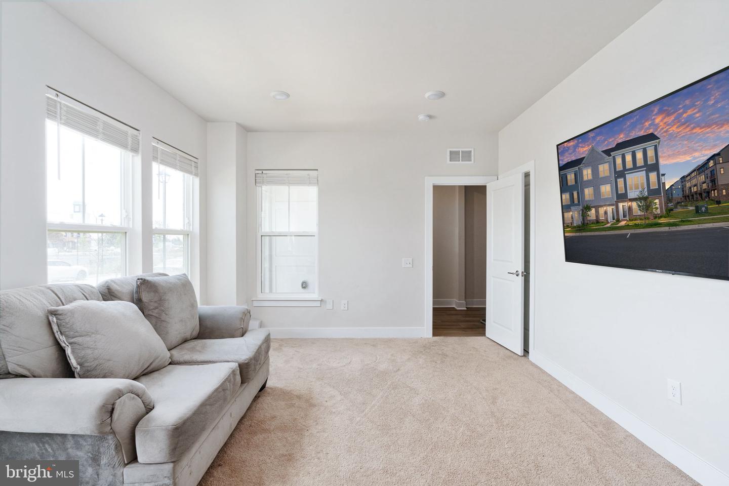 1747 RIVERBLUFF AVE, DUMFRIES, Virginia 22026, 4 Bedrooms Bedrooms, ,3 BathroomsBathrooms,Residential,For sale,1747 RIVERBLUFF AVE,VAPW2106888 MLS # VAPW2106888 1747 RIVERBLUFF AVE, DUMFRIES, Virginia 22026, 4 Bedrooms Bedrooms, ,3 BathroomsBathrooms,Residential,For sale,1747 RIVERBLUFF AVE,VAPW2106888 MLS # VAPW2106888