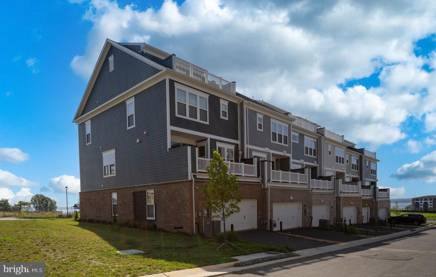 1747 RIVERBLUFF AVE, DUMFRIES, Virginia 22026, 4 Bedrooms Bedrooms, ,3 BathroomsBathrooms,Residential,For sale,1747 RIVERBLUFF AVE,VAPW2106888 MLS # VAPW2106888 1747 RIVERBLUFF AVE, DUMFRIES, Virginia 22026, 4 Bedrooms Bedrooms, ,3 BathroomsBathrooms,Residential,For sale,1747 RIVERBLUFF AVE,VAPW2106888 MLS # VAPW2106888