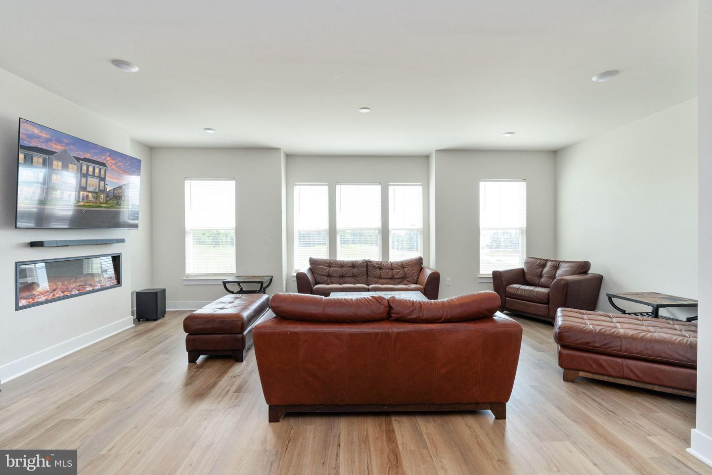 1747 RIVERBLUFF AVE, DUMFRIES, Virginia 22026, 4 Bedrooms Bedrooms, ,3 BathroomsBathrooms,Residential,For sale,1747 RIVERBLUFF AVE,VAPW2106888 MLS # VAPW2106888 1747 RIVERBLUFF AVE, DUMFRIES, Virginia 22026, 4 Bedrooms Bedrooms, ,3 BathroomsBathrooms,Residential,For sale,1747 RIVERBLUFF AVE,VAPW2106888 MLS # VAPW2106888