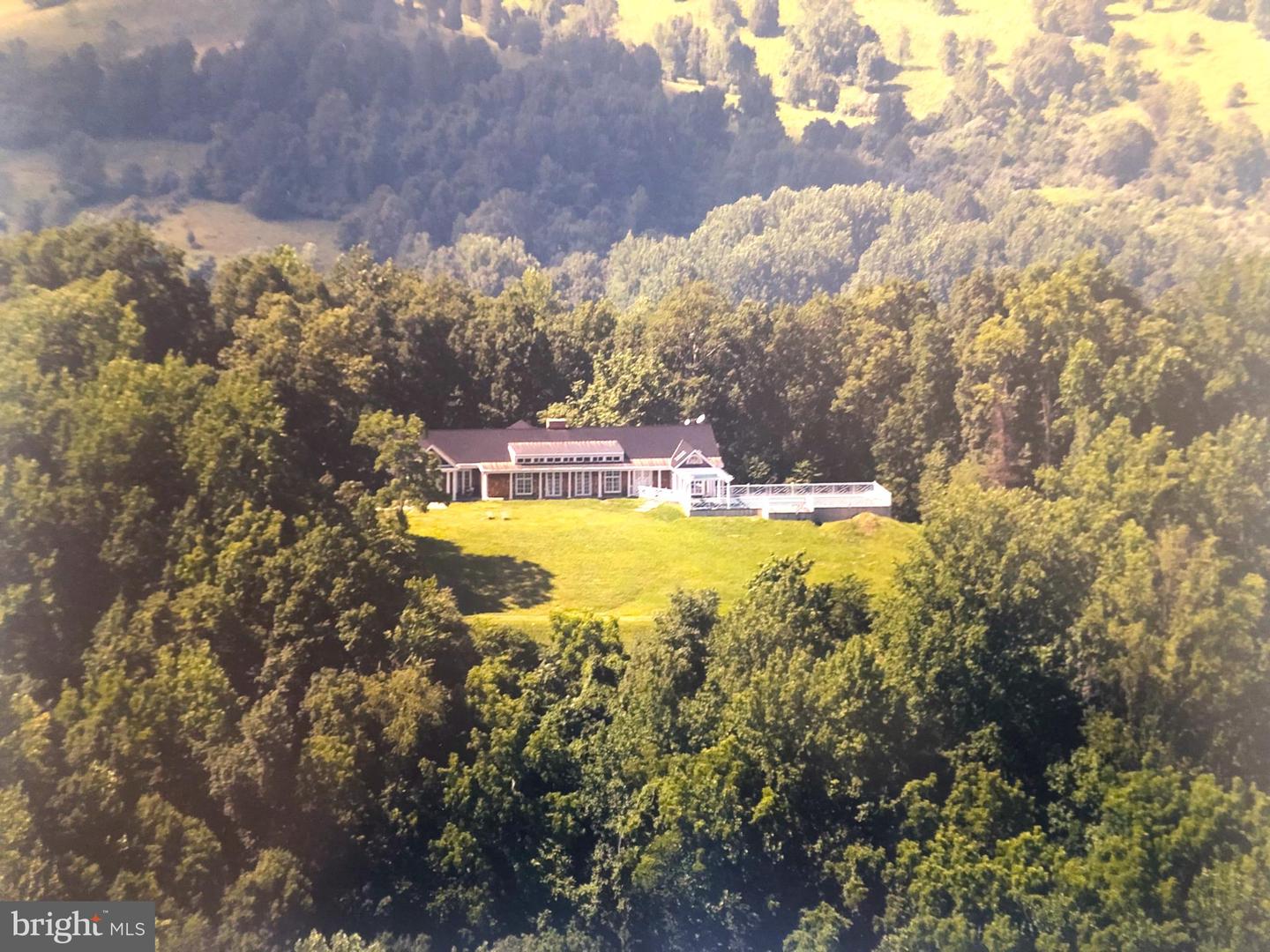 200 FOGG MOUNTAIN LN, FLINT HILL, Virginia 22627, 3 Bedrooms Bedrooms, ,2 BathroomsBathrooms,Residential,For sale,200 FOGG MOUNTAIN LN,VARP2002366 MLS # VARP2002366 200 FOGG MOUNTAIN LN, FLINT HILL, Virginia 22627, 3 Bedrooms Bedrooms, ,2 BathroomsBathrooms,Residential,For sale,200 FOGG MOUNTAIN LN,VARP2002366 MLS # VARP2002366