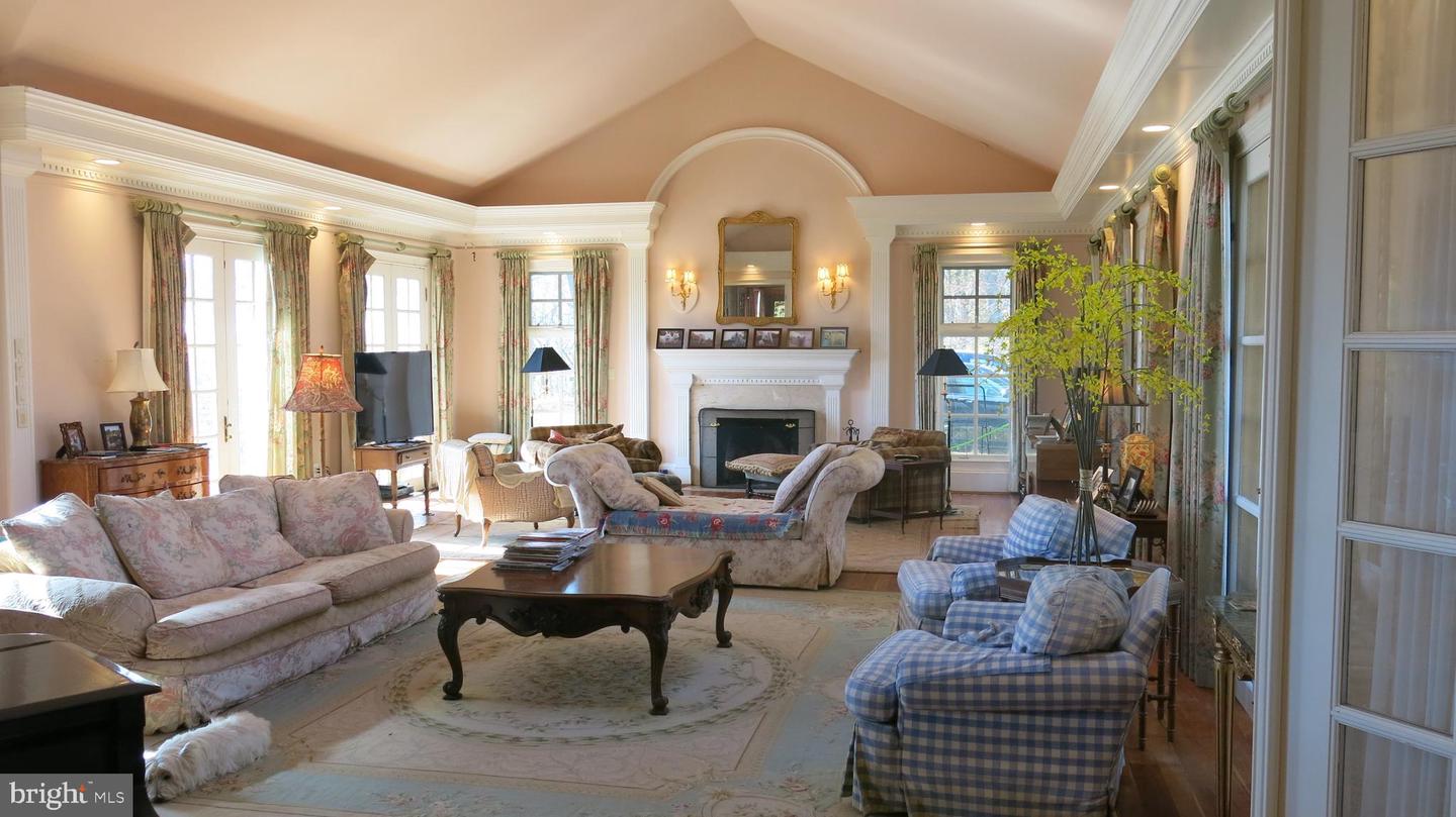 200 FOGG MOUNTAIN LN, FLINT HILL, Virginia 22627, 3 Bedrooms Bedrooms, ,2 BathroomsBathrooms,Residential,For sale,200 FOGG MOUNTAIN LN,VARP2002366 MLS # VARP2002366 200 FOGG MOUNTAIN LN, FLINT HILL, Virginia 22627, 3 Bedrooms Bedrooms, ,2 BathroomsBathrooms,Residential,For sale,200 FOGG MOUNTAIN LN,VARP2002366 MLS # VARP2002366