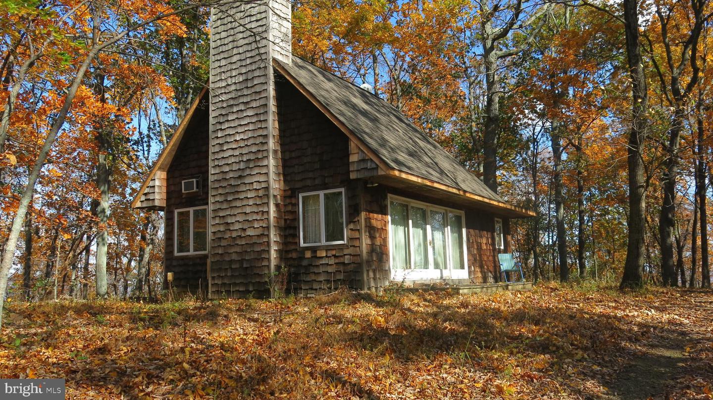 200 FOGG MOUNTAIN LN, FLINT HILL, Virginia 22627, 3 Bedrooms Bedrooms, ,2 BathroomsBathrooms,Residential,For sale,200 FOGG MOUNTAIN LN,VARP2002366 MLS # VARP2002366 200 FOGG MOUNTAIN LN, FLINT HILL, Virginia 22627, 3 Bedrooms Bedrooms, ,2 BathroomsBathrooms,Residential,For sale,200 FOGG MOUNTAIN LN,VARP2002366 MLS # VARP2002366