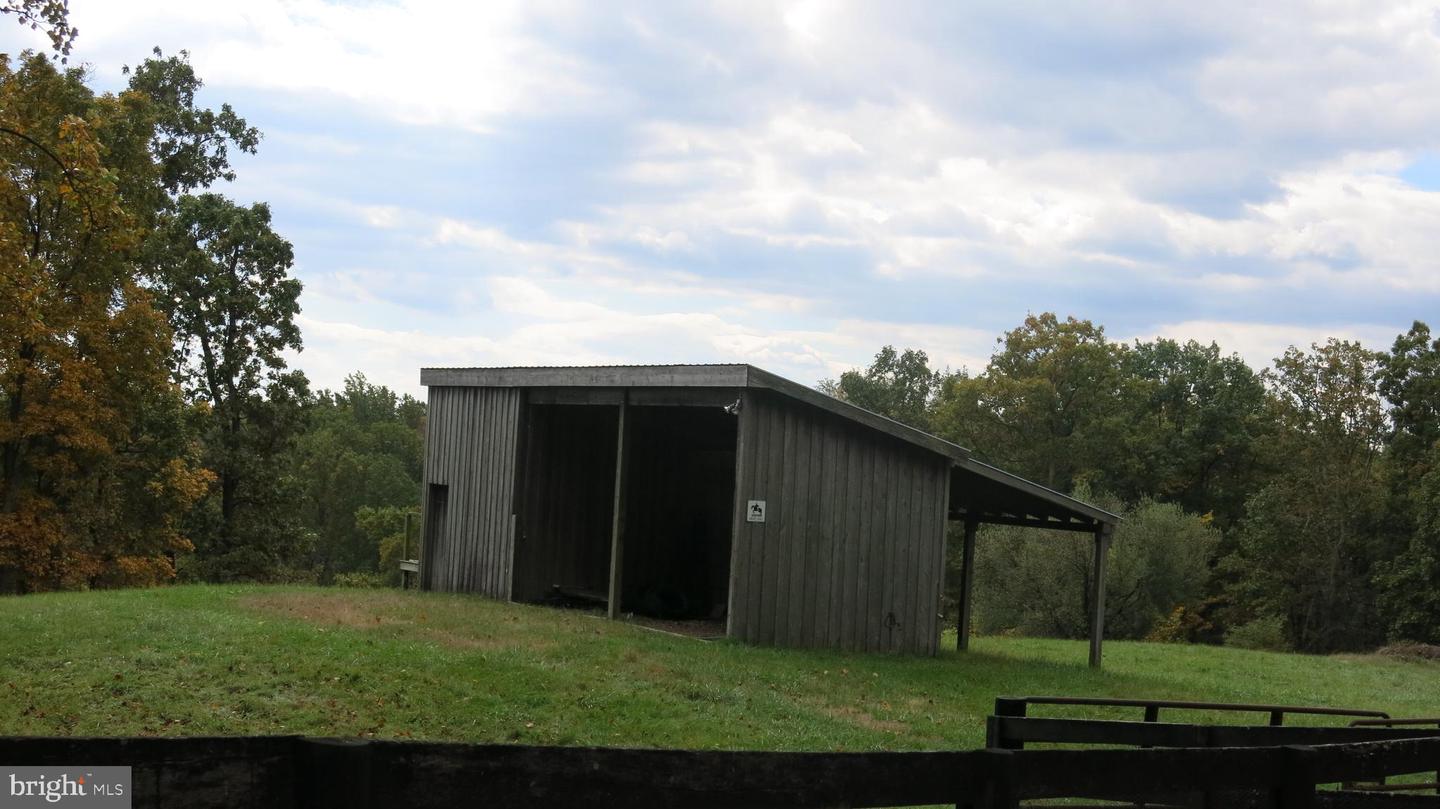 200 FOGG MOUNTAIN LN, FLINT HILL, Virginia 22627, 3 Bedrooms Bedrooms, ,2 BathroomsBathrooms,Residential,For sale,200 FOGG MOUNTAIN LN,VARP2002366 MLS # VARP2002366 200 FOGG MOUNTAIN LN, FLINT HILL, Virginia 22627, 3 Bedrooms Bedrooms, ,2 BathroomsBathrooms,Residential,For sale,200 FOGG MOUNTAIN LN,VARP2002366 MLS # VARP2002366