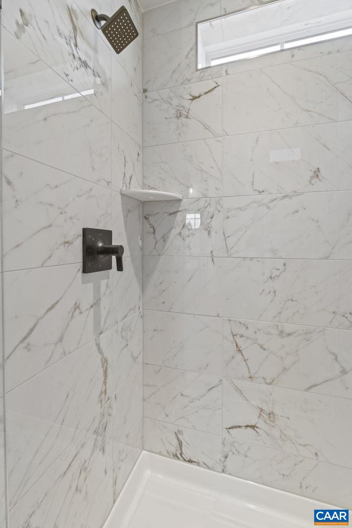 73 SUNBIRD LN, WAYNESBORO, Virginia 22980, 5 Bedrooms Bedrooms, ,3 BathroomsBathrooms,Residential,For sale,73 SUNBIRD LN,670527 MLS # 670527 73 SUNBIRD LN, WAYNESBORO, Virginia 22980, 5 Bedrooms Bedrooms, ,3 BathroomsBathrooms,Residential,For sale,73 SUNBIRD LN,670527 MLS # 670527