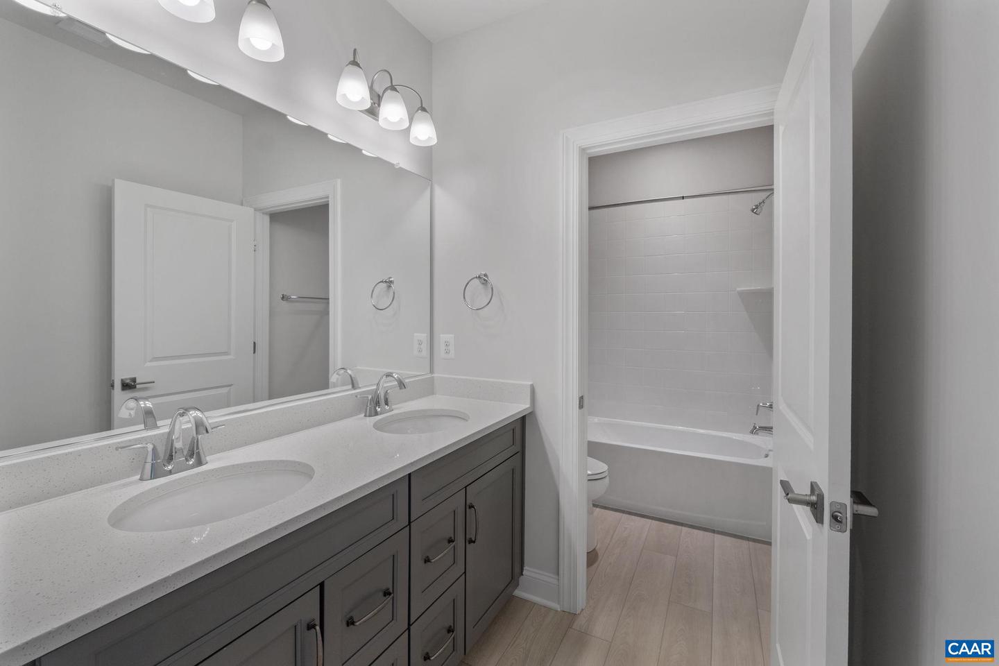 129A SPRINGDALE RD, WAYNESBORO, Virginia 22980, 3 Bedrooms Bedrooms, ,2 BathroomsBathrooms,Residential,For sale,129A SPRINGDALE RD,670528 MLS # 670528 129A SPRINGDALE RD, WAYNESBORO, Virginia 22980, 3 Bedrooms Bedrooms, ,2 BathroomsBathrooms,Residential,For sale,129A SPRINGDALE RD,670528 MLS # 670528