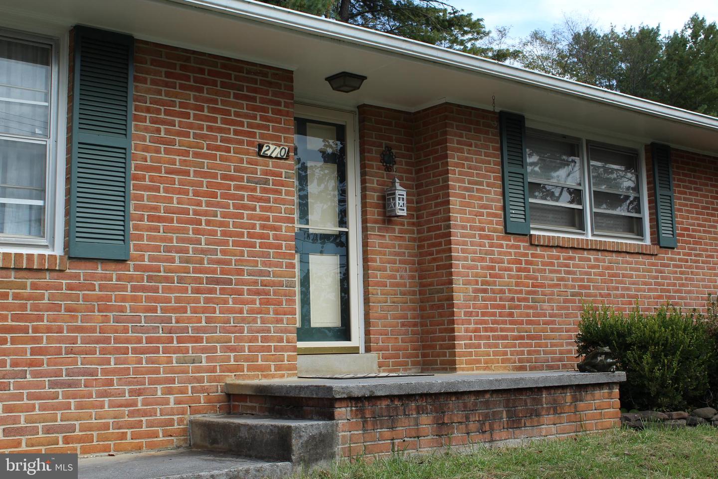 210 S SHENANDOAH AVE, FRONT ROYAL, Virginia 22630, 3 Bedrooms Bedrooms, ,1 BathroomBathrooms,Residential,For sale,210 S SHENANDOAH AVE,VAWR2012670 MLS # VAWR2012670 210 S SHENANDOAH AVE, FRONT ROYAL, Virginia 22630, 3 Bedrooms Bedrooms, ,1 BathroomBathrooms,Residential,For sale,210 S SHENANDOAH AVE,VAWR2012670 MLS # VAWR2012670