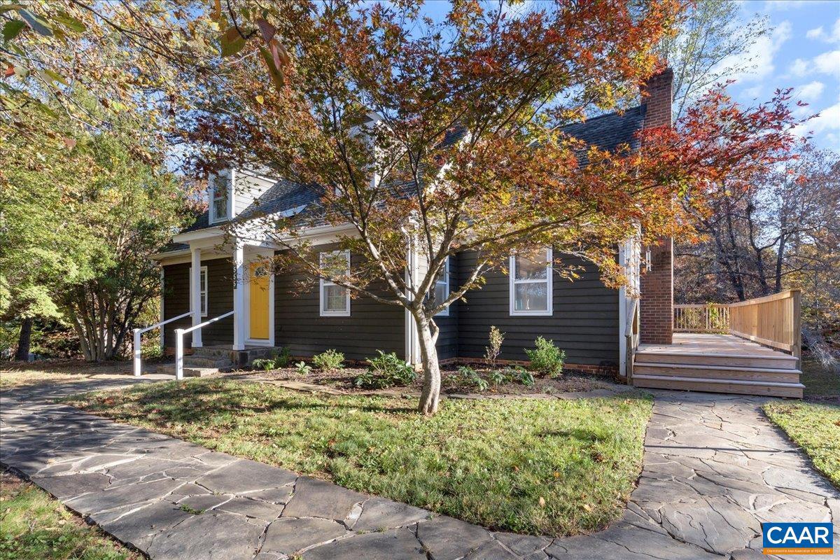 555 GILLUMS RIDGE RD, CHARLOTTESVILLE, Virginia 22903, 4 Bedrooms Bedrooms, ,4 BathroomsBathrooms,Residential,For sale,555 GILLUMS RIDGE RD,670477 MLS # 670477 555 GILLUMS RIDGE RD, CHARLOTTESVILLE, Virginia 22903, 4 Bedrooms Bedrooms, ,4 BathroomsBathrooms,Residential,For sale,555 GILLUMS RIDGE RD,670477 MLS # 670477