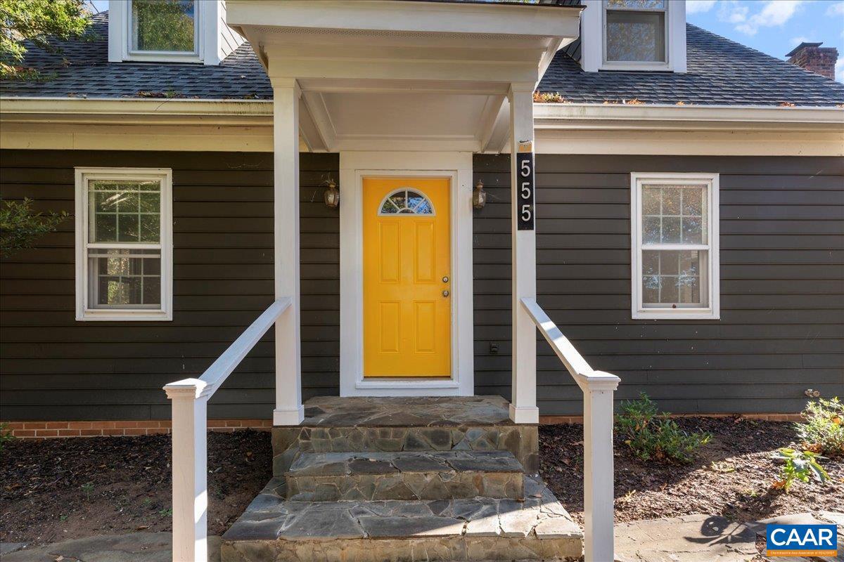 555 GILLUMS RIDGE RD, CHARLOTTESVILLE, Virginia 22903, 4 Bedrooms Bedrooms, ,4 BathroomsBathrooms,Residential,For sale,555 GILLUMS RIDGE RD,670477 MLS # 670477 555 GILLUMS RIDGE RD, CHARLOTTESVILLE, Virginia 22903, 4 Bedrooms Bedrooms, ,4 BathroomsBathrooms,Residential,For sale,555 GILLUMS RIDGE RD,670477 MLS # 670477