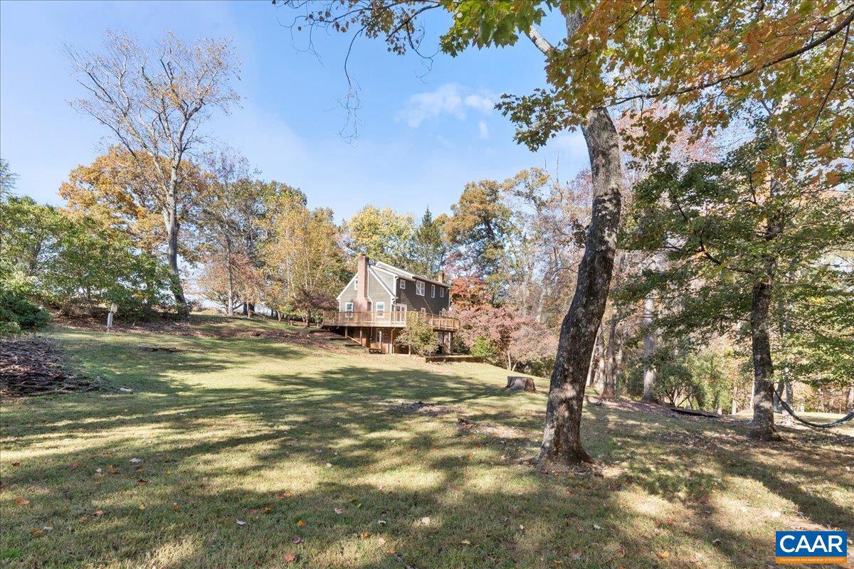 555 GILLUMS RIDGE RD, CHARLOTTESVILLE, Virginia 22903, 4 Bedrooms Bedrooms, ,4 BathroomsBathrooms,Residential,For sale,555 GILLUMS RIDGE RD,670477 MLS # 670477 555 GILLUMS RIDGE RD, CHARLOTTESVILLE, Virginia 22903, 4 Bedrooms Bedrooms, ,4 BathroomsBathrooms,Residential,For sale,555 GILLUMS RIDGE RD,670477 MLS # 670477