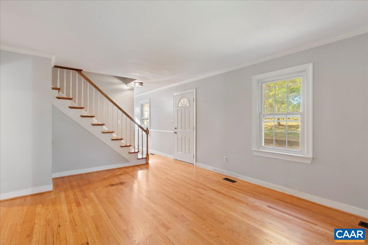 555 GILLUMS RIDGE RD, CHARLOTTESVILLE, Virginia 22903, 4 Bedrooms Bedrooms, ,4 BathroomsBathrooms,Residential,For sale,555 GILLUMS RIDGE RD,670477 MLS # 670477 555 GILLUMS RIDGE RD, CHARLOTTESVILLE, Virginia 22903, 4 Bedrooms Bedrooms, ,4 BathroomsBathrooms,Residential,For sale,555 GILLUMS RIDGE RD,670477 MLS # 670477