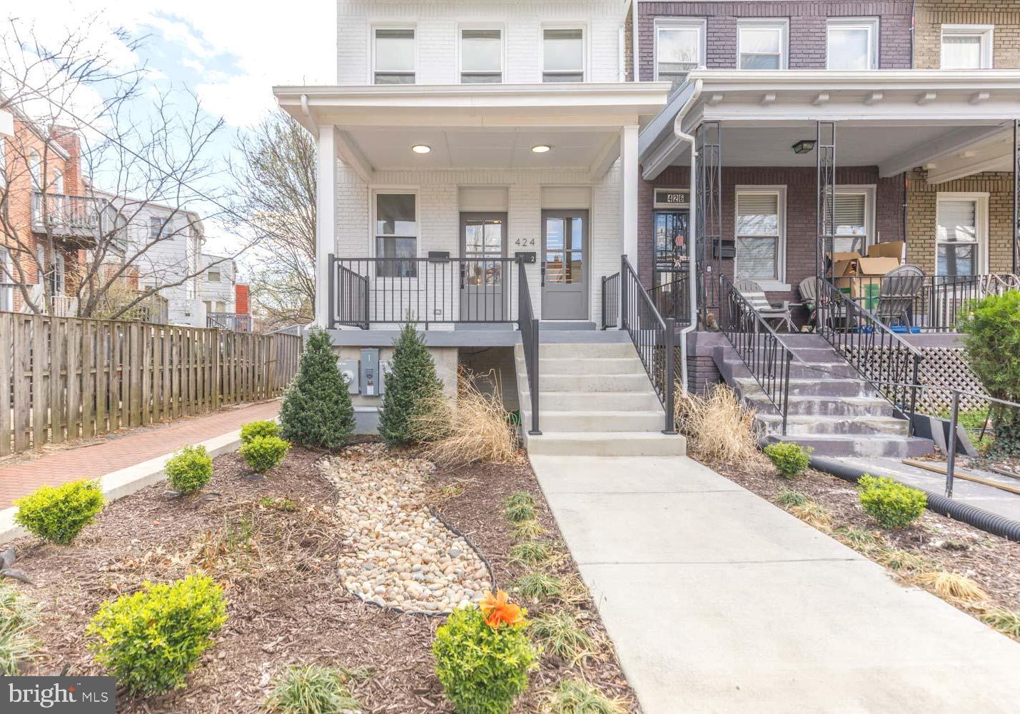 424 TAYLOR ST NW #1, WASHINGTON, District Of Columbia 20011, 3 Bedrooms Bedrooms, ,2 BathroomsBathrooms,Residential,For sale,424 TAYLOR ST NW #1,DCDC2229440 MLS # DCDC2229440