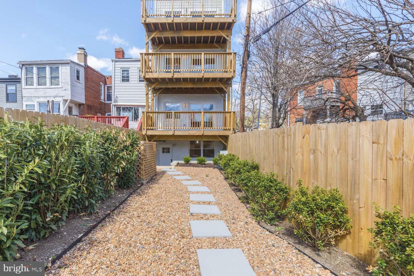 424 TAYLOR ST NW #1, WASHINGTON, District Of Columbia 20011, 3 Bedrooms Bedrooms, ,2 BathroomsBathrooms,Residential,For sale,424 TAYLOR ST NW #1,DCDC2229440 MLS # DCDC2229440