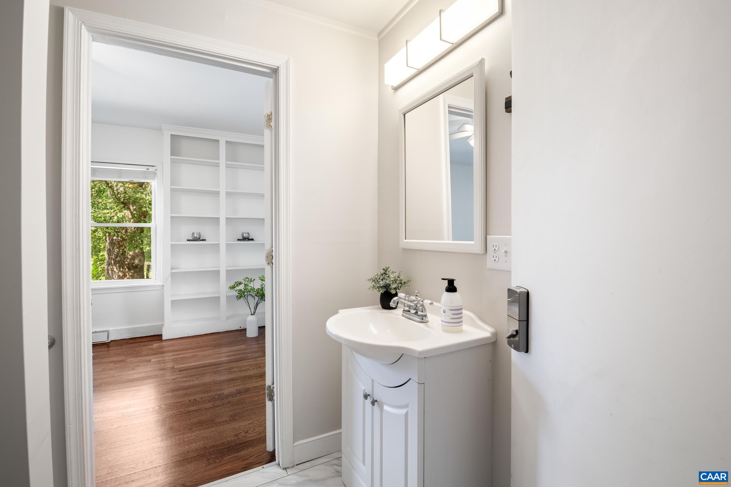 90 WINDHAVEN LN, AFTON, Virginia 22920, ,Residential,90 WINDHAVEN LN,670556 MLS # 670556 90 WINDHAVEN LN, AFTON, Virginia 22920, ,Residential,90 WINDHAVEN LN,670556 MLS # 670556