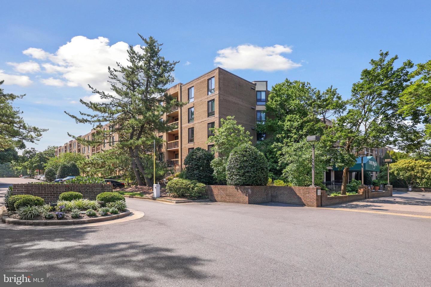 803 N HOWARD ST #252, ALEXANDRIA, Virginia 22304, 2 Bedrooms Bedrooms, ,2 BathroomsBathrooms,Residential,For sale,803 N HOWARD ST #252,VAAX2047748 MLS # VAAX2047748 803 N HOWARD ST #252, ALEXANDRIA, Virginia 22304, 2 Bedrooms Bedrooms, ,2 BathroomsBathrooms,Residential,For sale,803 N HOWARD ST #252,VAAX2047748 MLS # VAAX2047748