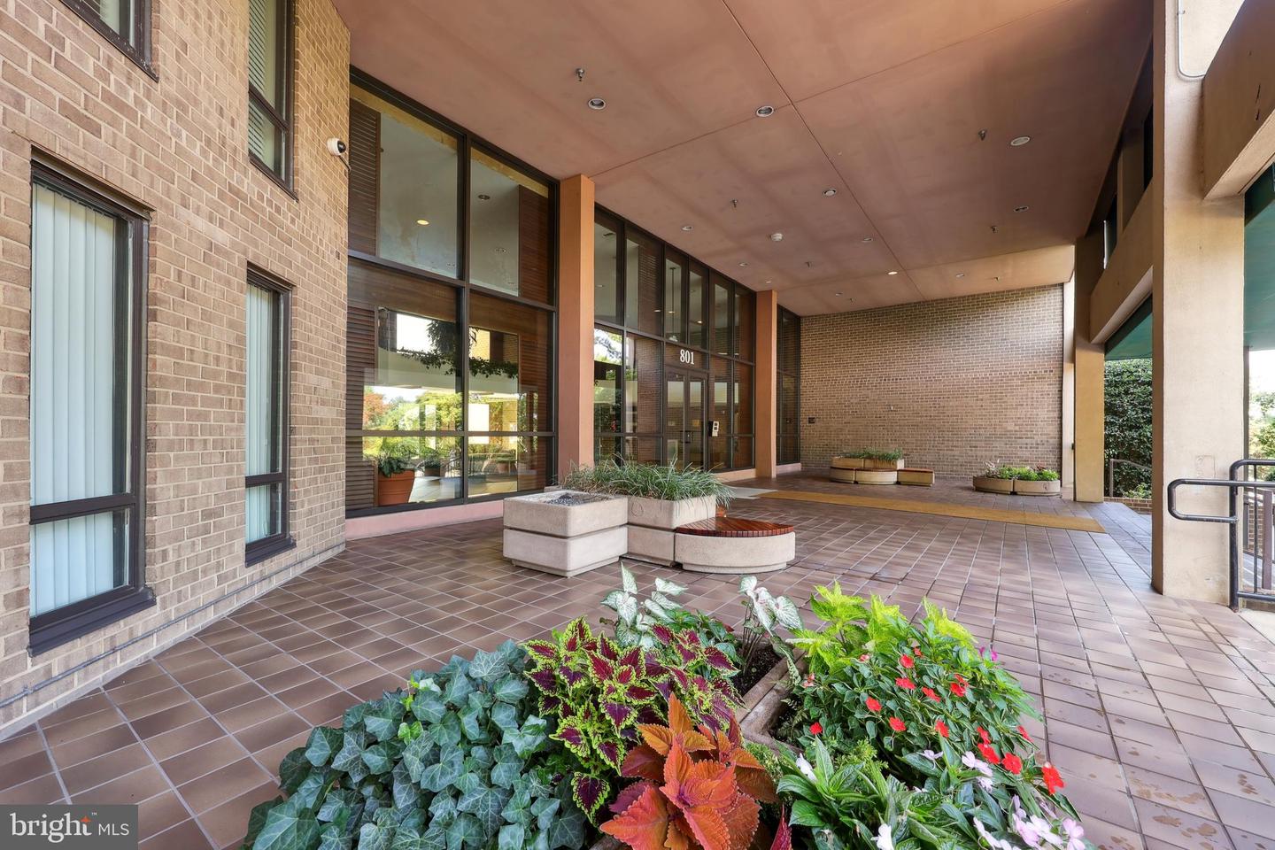 803 N HOWARD ST #252, ALEXANDRIA, Virginia 22304, 2 Bedrooms Bedrooms, ,2 BathroomsBathrooms,Residential,For sale,803 N HOWARD ST #252,VAAX2047748 MLS # VAAX2047748 803 N HOWARD ST #252, ALEXANDRIA, Virginia 22304, 2 Bedrooms Bedrooms, ,2 BathroomsBathrooms,Residential,For sale,803 N HOWARD ST #252,VAAX2047748 MLS # VAAX2047748