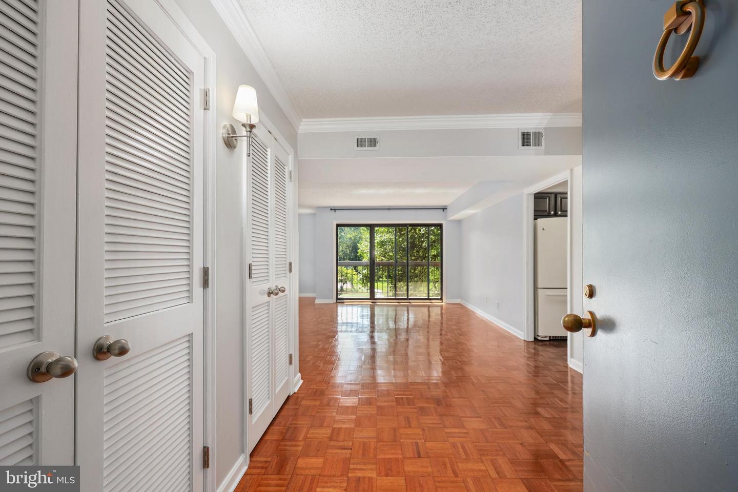 803 N HOWARD ST #252, ALEXANDRIA, Virginia 22304, 2 Bedrooms Bedrooms, ,2 BathroomsBathrooms,Residential,For sale,803 N HOWARD ST #252,VAAX2047748 MLS # VAAX2047748 803 N HOWARD ST #252, ALEXANDRIA, Virginia 22304, 2 Bedrooms Bedrooms, ,2 BathroomsBathrooms,Residential,For sale,803 N HOWARD ST #252,VAAX2047748 MLS # VAAX2047748