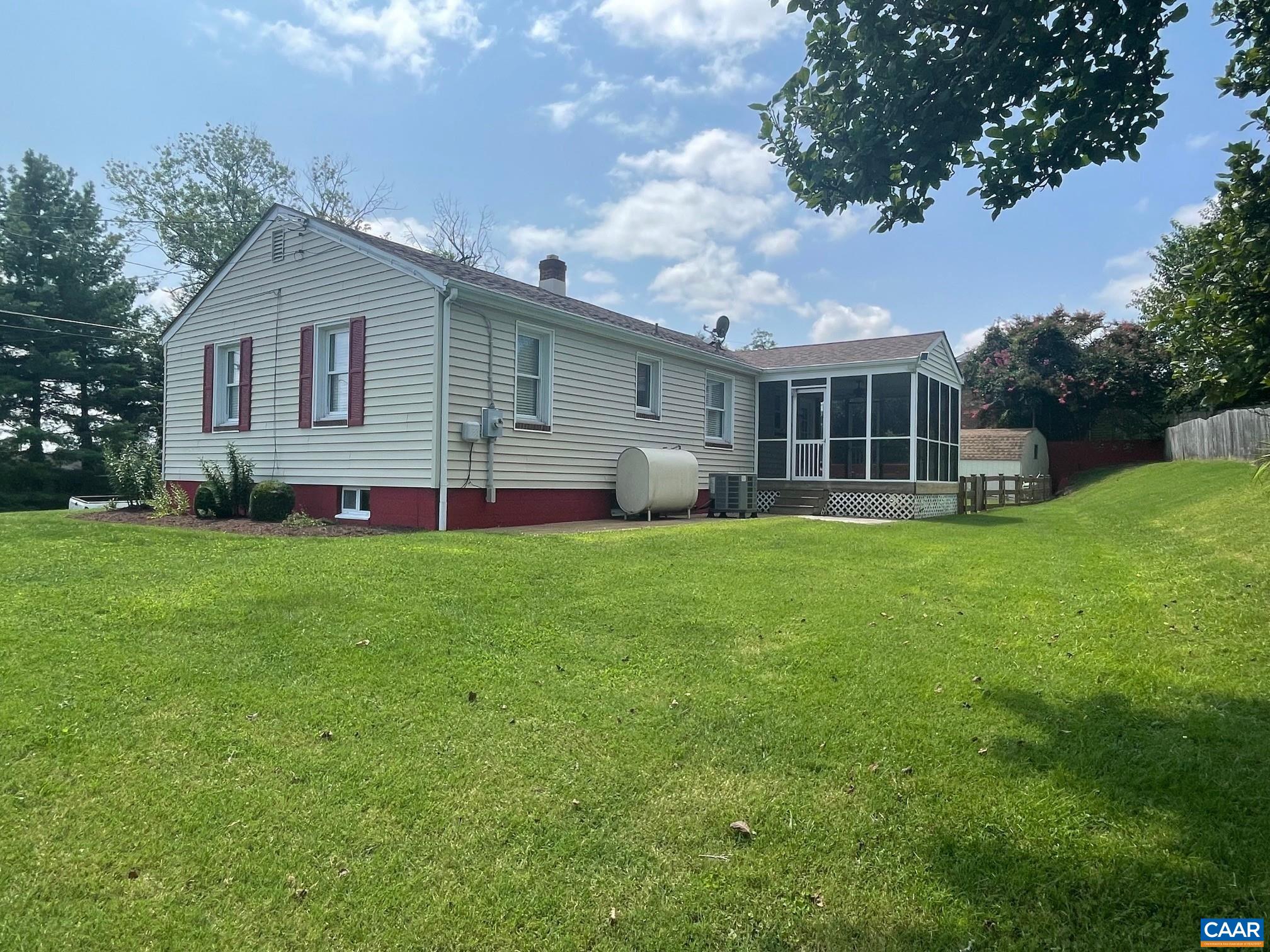 315 WILLIAMS DR, ORANGE, Virginia 22960, 3 Bedrooms Bedrooms, ,1 BathroomBathrooms,Residential,315 WILLIAMS DR,667747 MLS # 667747 315 WILLIAMS DR, ORANGE, Virginia 22960, 3 Bedrooms Bedrooms, ,1 BathroomBathrooms,Residential,315 WILLIAMS DR,667747 MLS # 667747