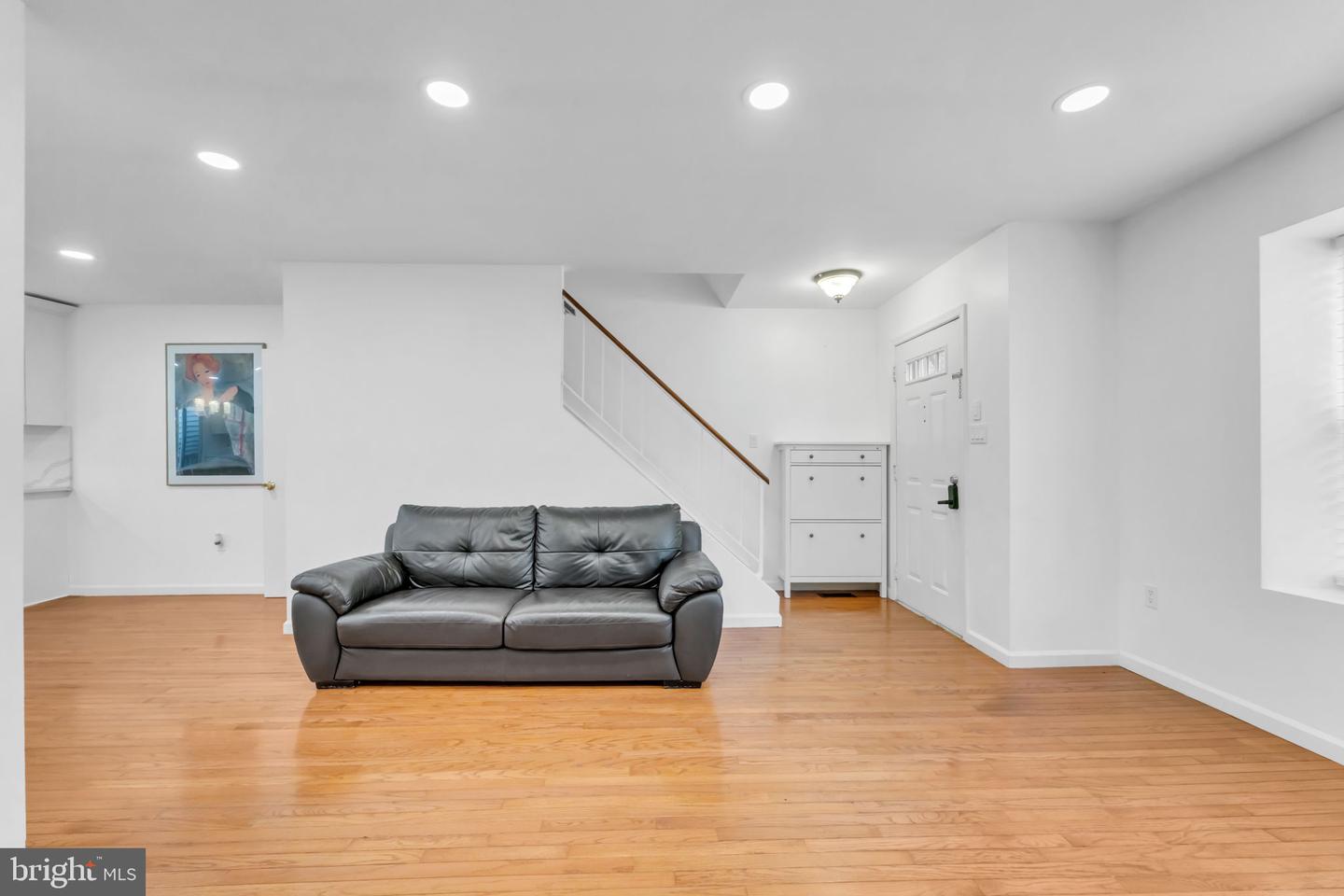 5809 WATERDALE CT, CENTREVILLE, Virginia 20121, 3 Bedrooms Bedrooms, ,2 BathroomsBathrooms,Residential,For sale,5809 WATERDALE CT,VAFX2260006 MLS # VAFX2260006 5809 WATERDALE CT, CENTREVILLE, Virginia 20121, 3 Bedrooms Bedrooms, ,2 BathroomsBathrooms,Residential,For sale,5809 WATERDALE CT,VAFX2260006 MLS # VAFX2260006