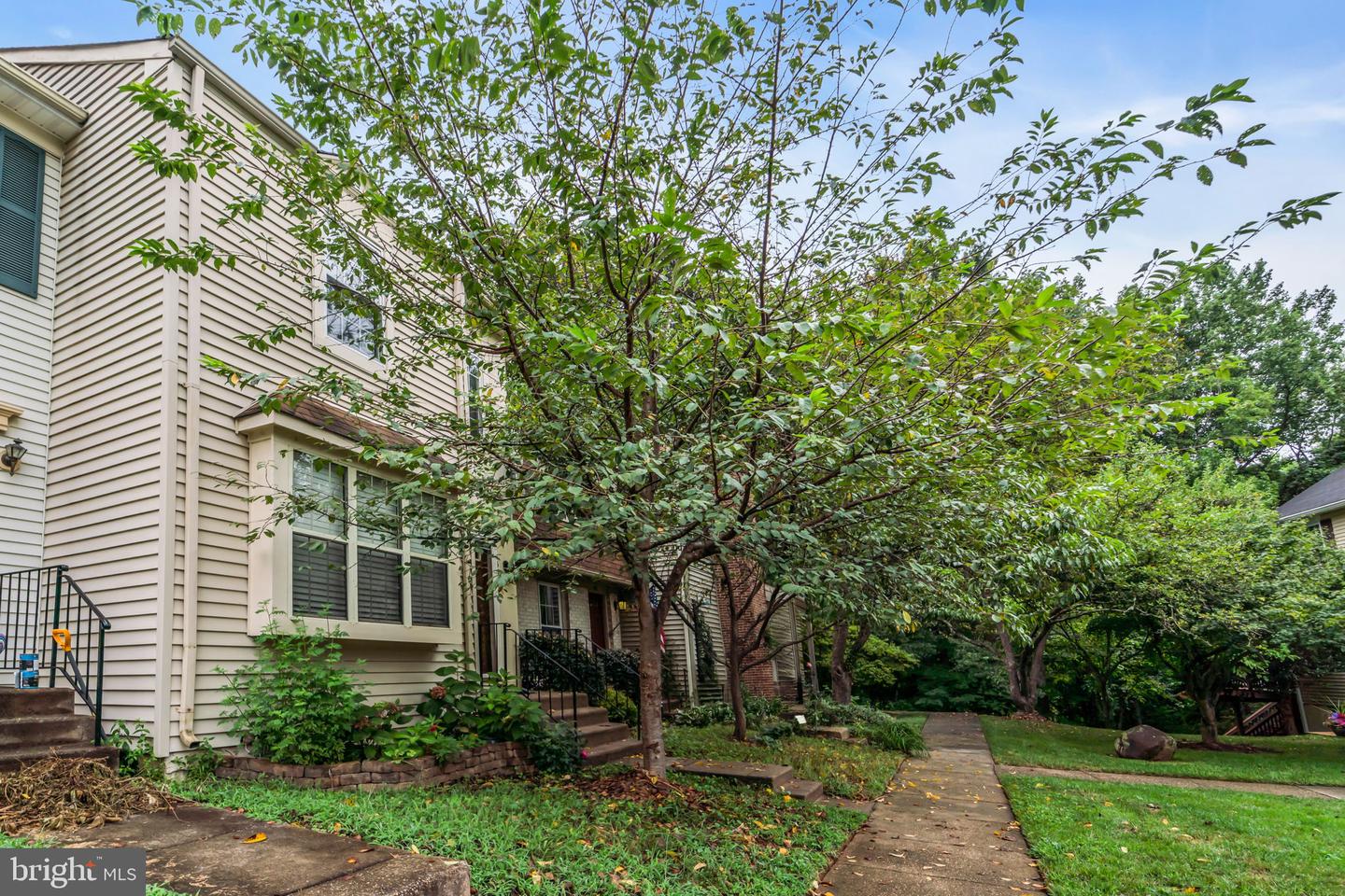 5809 WATERDALE CT, CENTREVILLE, Virginia 20121, 3 Bedrooms Bedrooms, ,2 BathroomsBathrooms,Residential,For sale,5809 WATERDALE CT,VAFX2260006 MLS # VAFX2260006 5809 WATERDALE CT, CENTREVILLE, Virginia 20121, 3 Bedrooms Bedrooms, ,2 BathroomsBathrooms,Residential,For sale,5809 WATERDALE CT,VAFX2260006 MLS # VAFX2260006