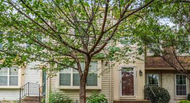 5809 WATERDALE CT, CENTREVILLE, Virginia 20121, 3 Bedrooms Bedrooms, ,2 BathroomsBathrooms,Residential,For sale,5809 WATERDALE CT,VAFX2260006 MLS # VAFX2260006