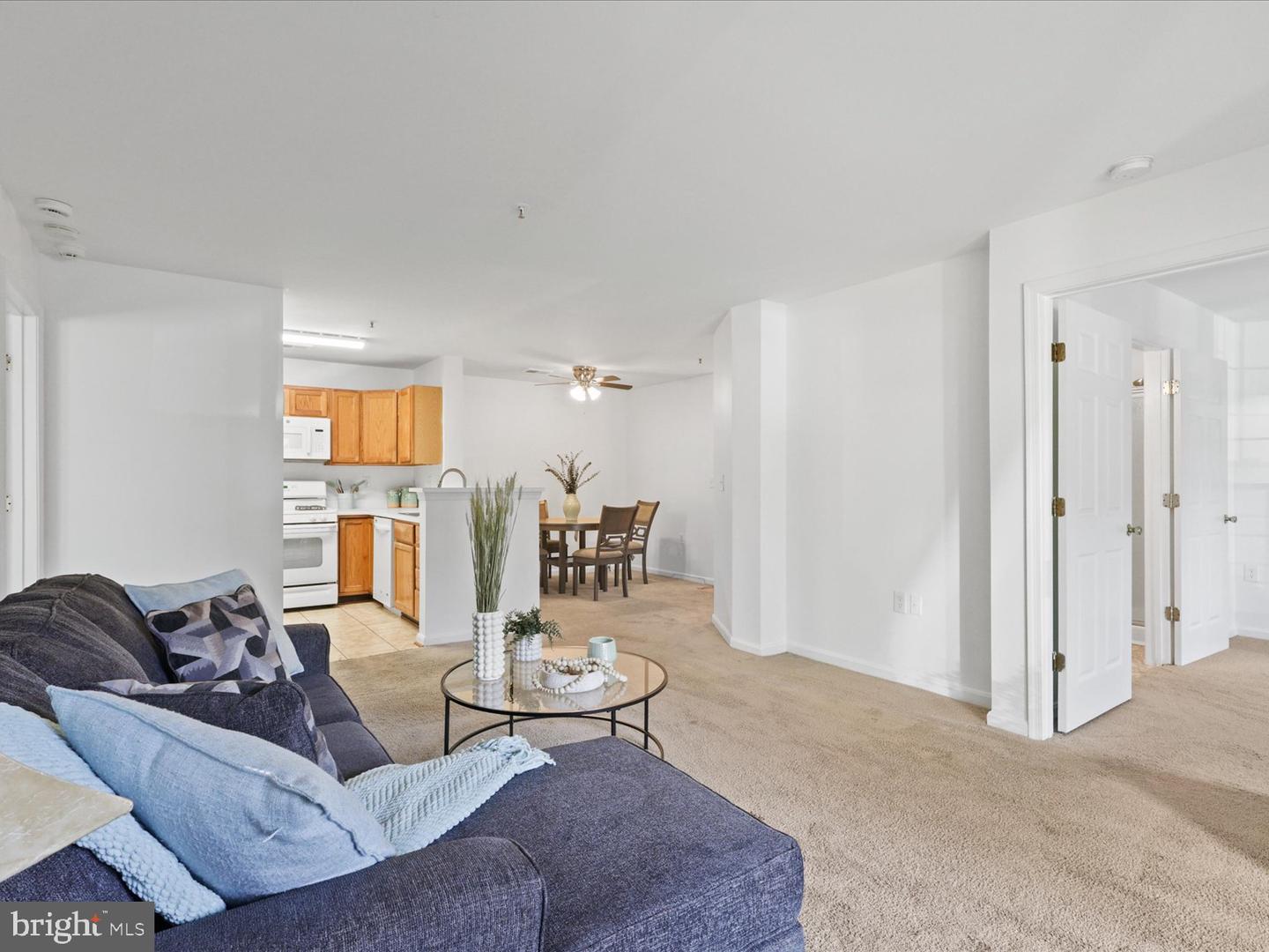 1061 GARDENVIEW LOOP #101, WOODBRIDGE, Virginia 22191, 2 Bedrooms Bedrooms, 6 Rooms Rooms,2 BathroomsBathrooms,Residential,For sale,1061 GARDENVIEW LOOP #101,VAPW2101416 MLS # VAPW2101416 1061 GARDENVIEW LOOP #101, WOODBRIDGE, Virginia 22191, 2 Bedrooms Bedrooms, 6 Rooms Rooms,2 BathroomsBathrooms,Residential,For sale,1061 GARDENVIEW LOOP #101,VAPW2101416 MLS # VAPW2101416