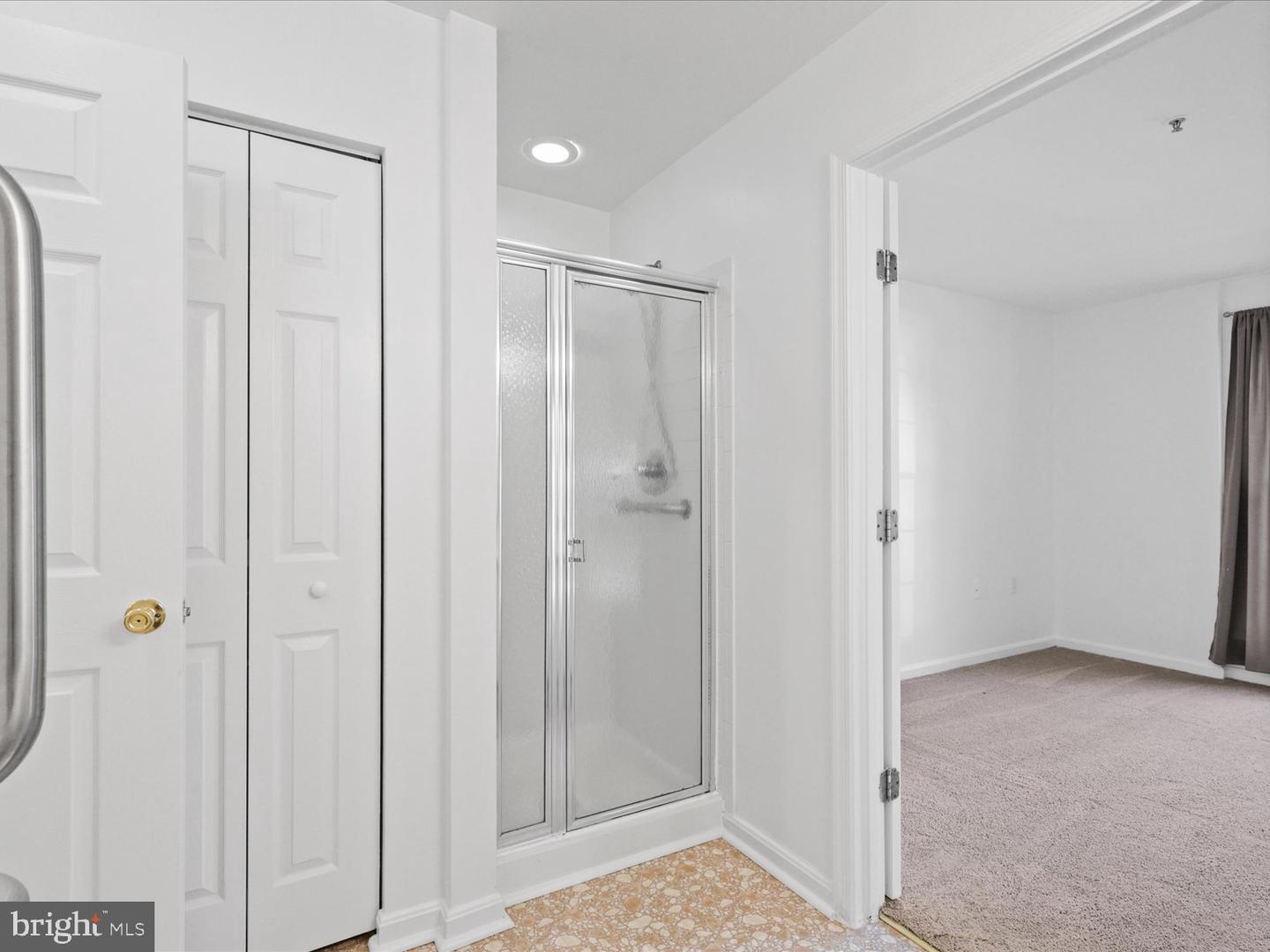 1061 GARDENVIEW LOOP #101, WOODBRIDGE, Virginia 22191, 2 Bedrooms Bedrooms, 6 Rooms Rooms,2 BathroomsBathrooms,Residential,For sale,1061 GARDENVIEW LOOP #101,VAPW2101416 MLS # VAPW2101416 1061 GARDENVIEW LOOP #101, WOODBRIDGE, Virginia 22191, 2 Bedrooms Bedrooms, 6 Rooms Rooms,2 BathroomsBathrooms,Residential,For sale,1061 GARDENVIEW LOOP #101,VAPW2101416 MLS # VAPW2101416